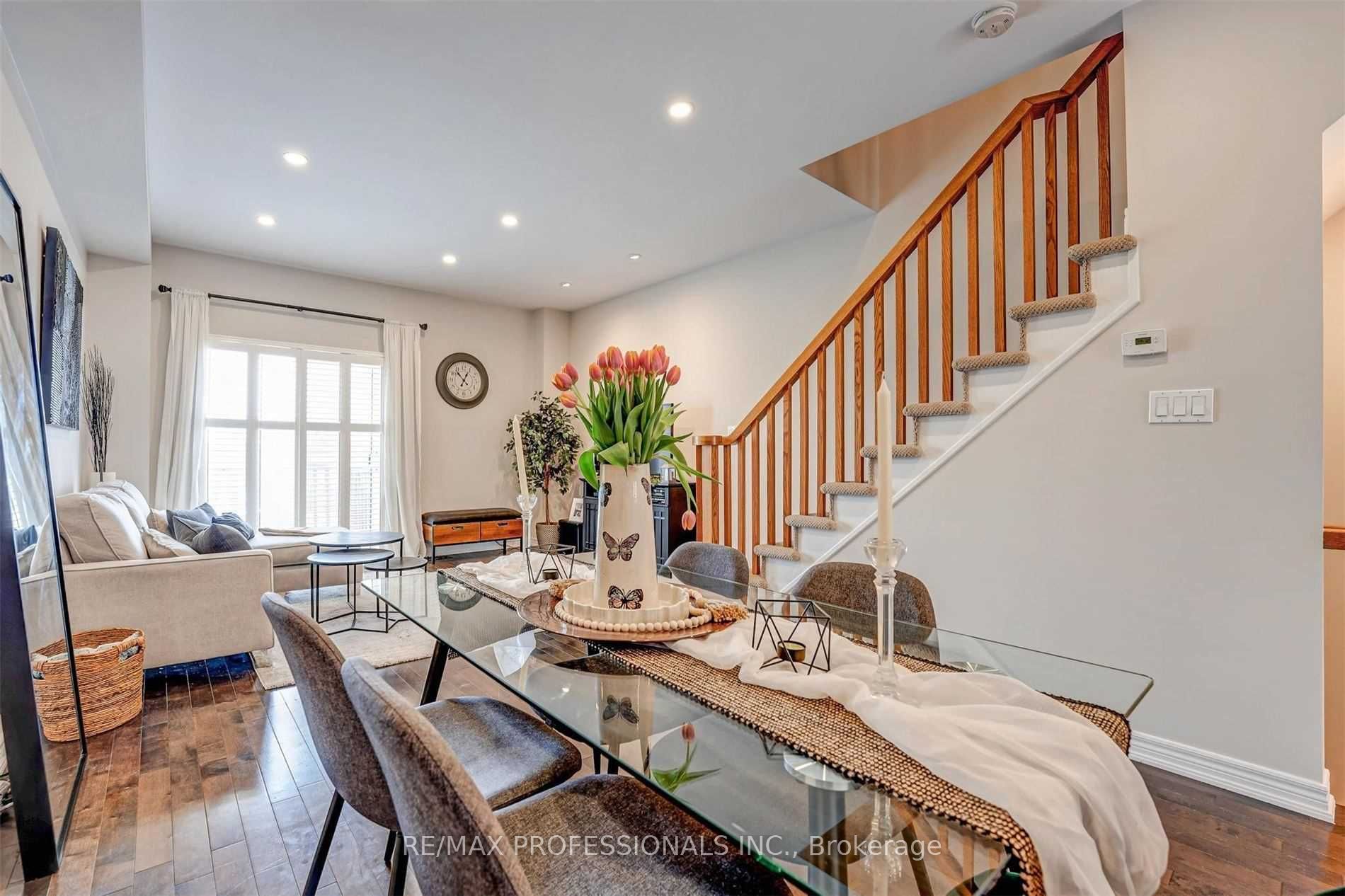 676 Rowley Common Property Photo 18