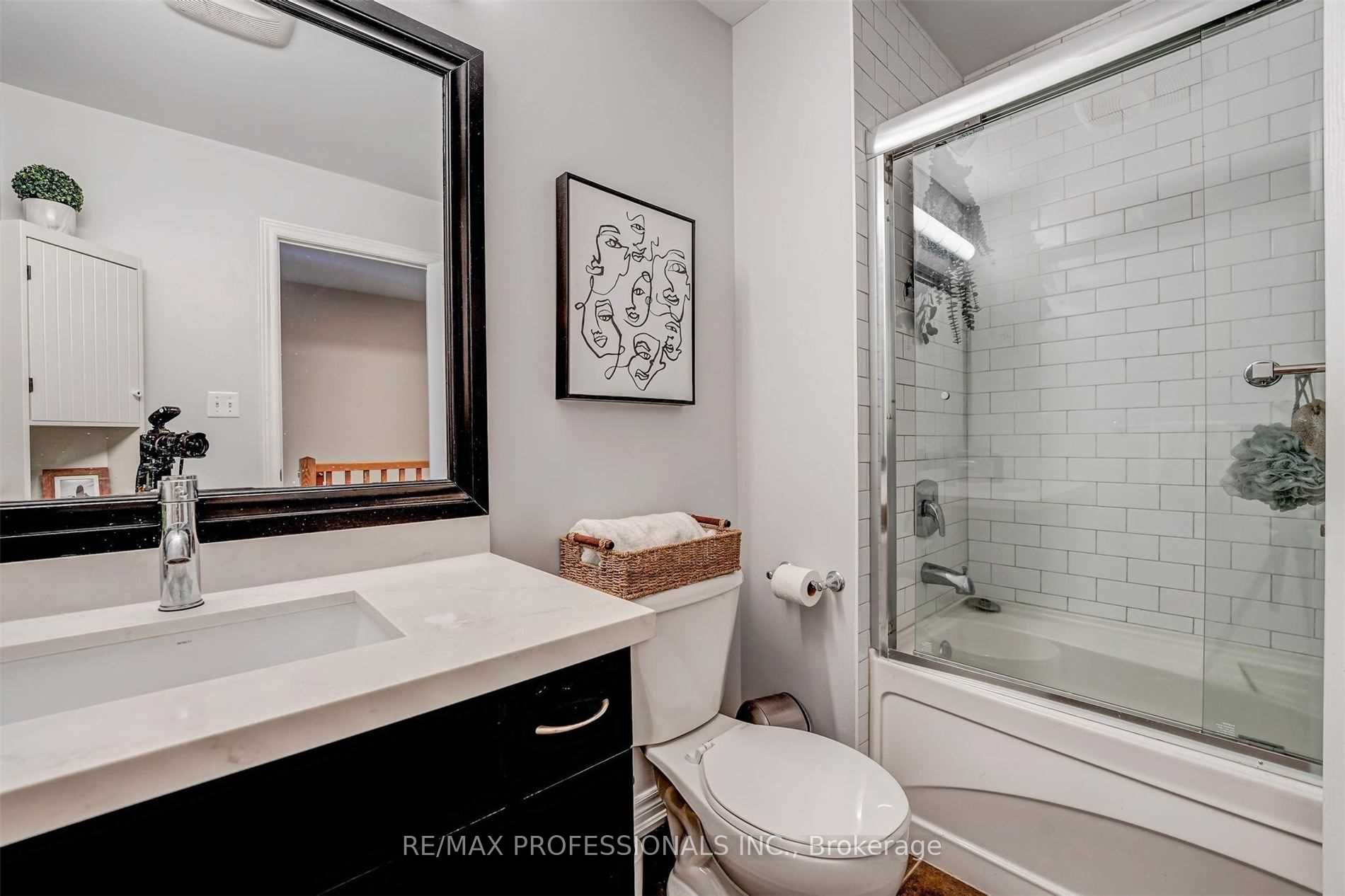 676 Rowley Common Property Photo 21