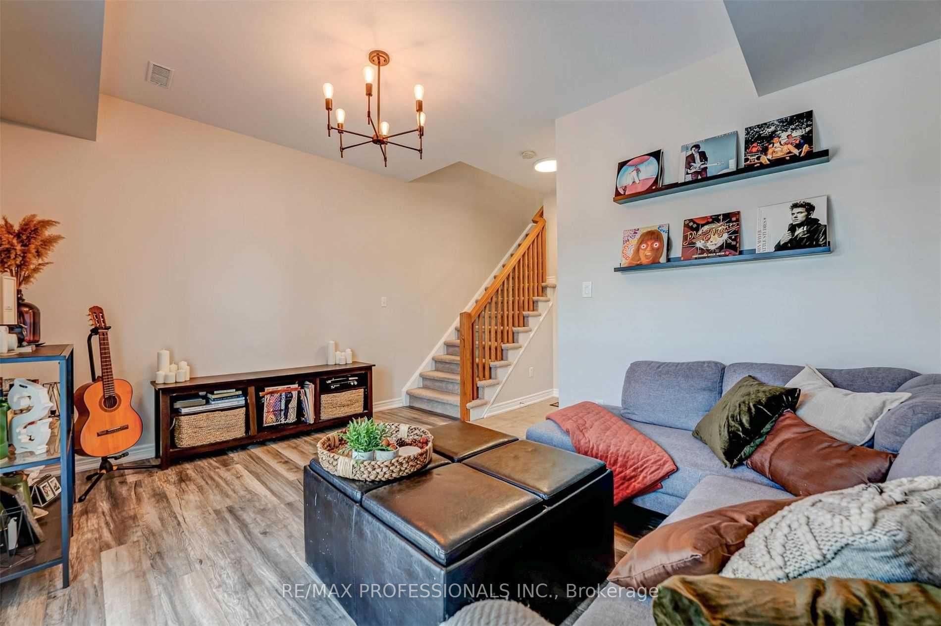 676 Rowley Common Property Photo 30