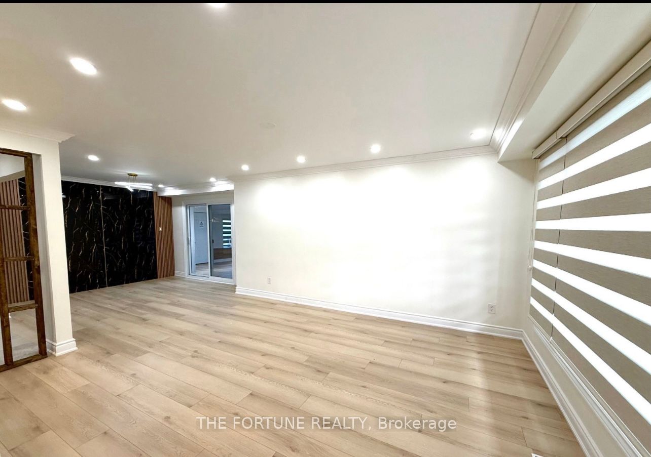 7461 Netherwood Road Property Photo 12