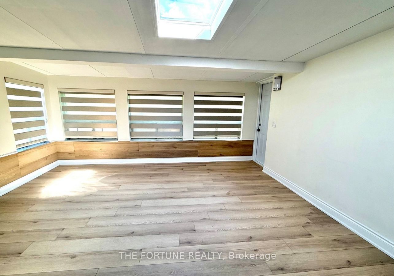 7461 Netherwood Road Property Photo 16