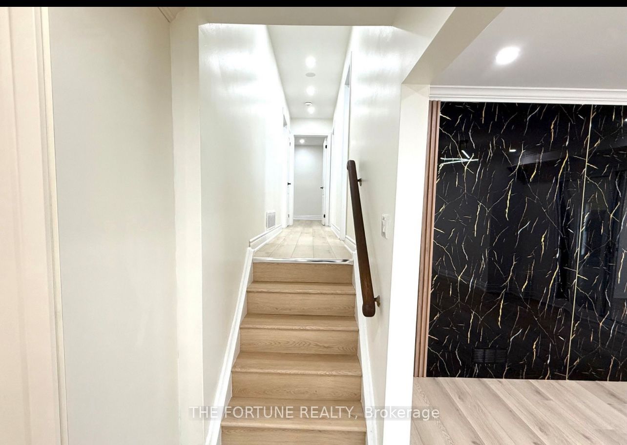 7461 Netherwood Road Property Photo 18