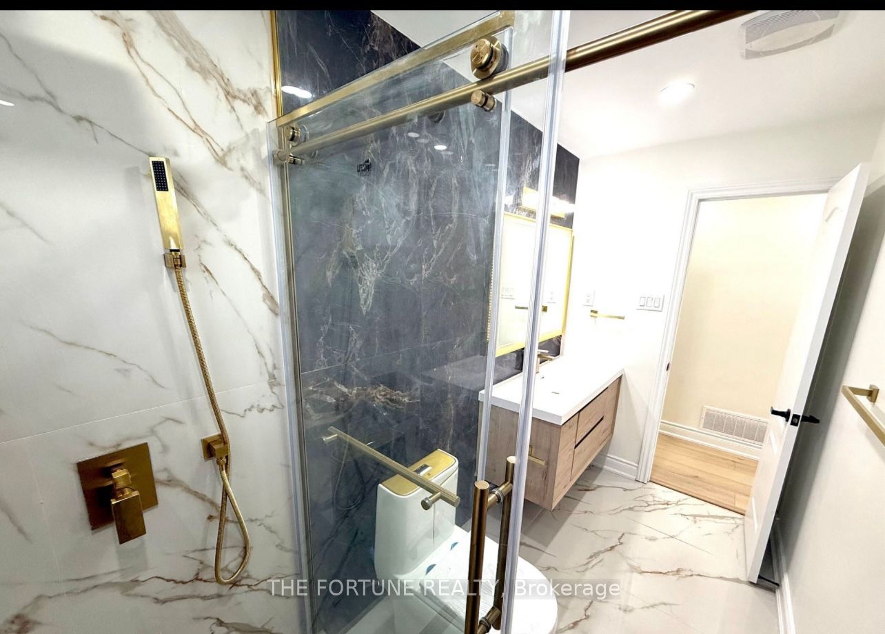 7461 Netherwood Road Property Photo 20