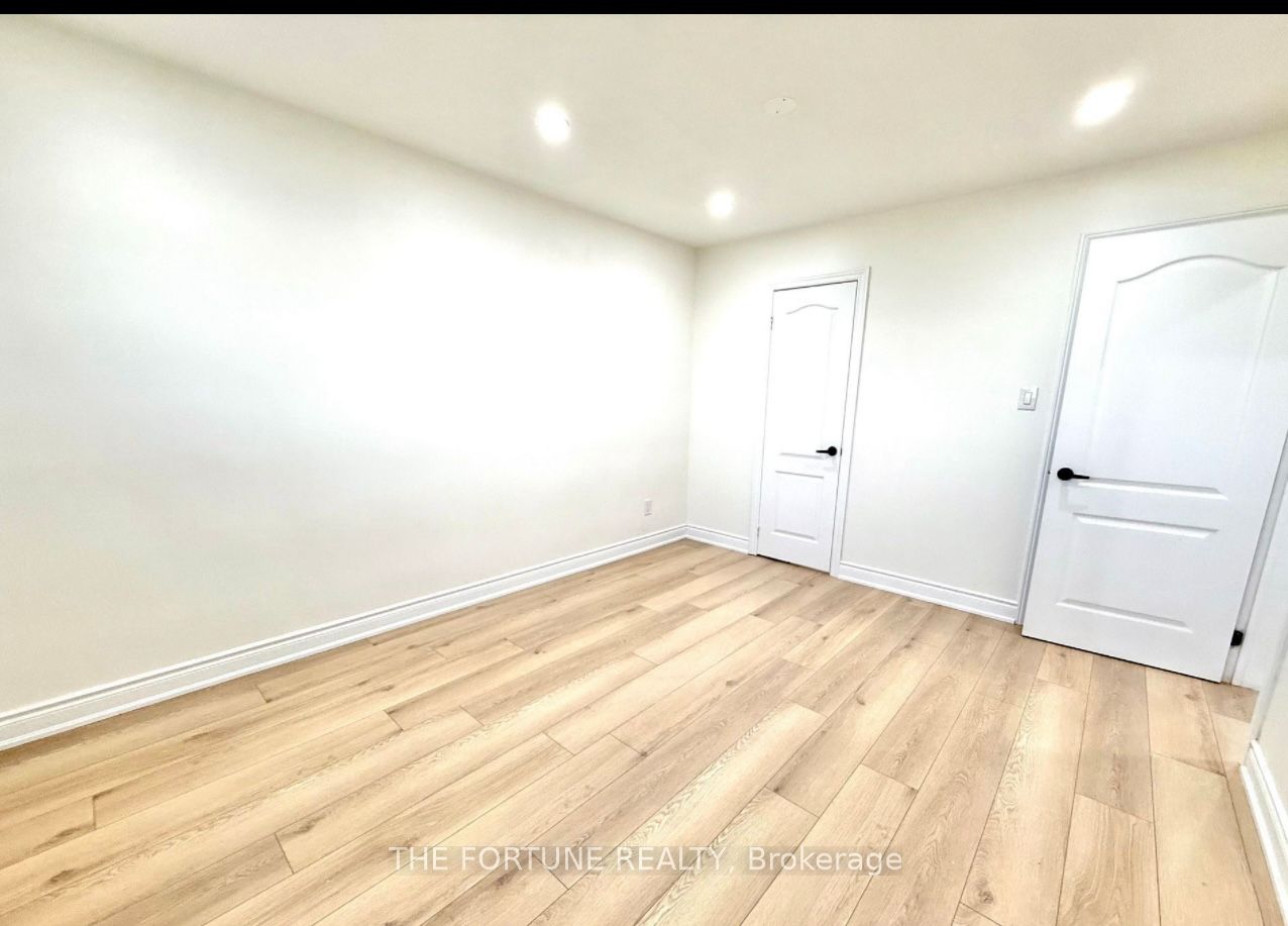7461 Netherwood Road Property Photo 25