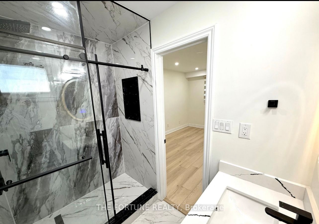 7461 Netherwood Road Property Photo 27