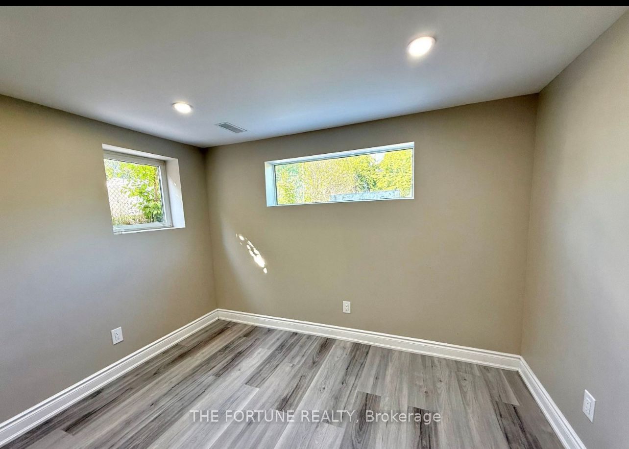 7461 Netherwood Road Property Photo 33