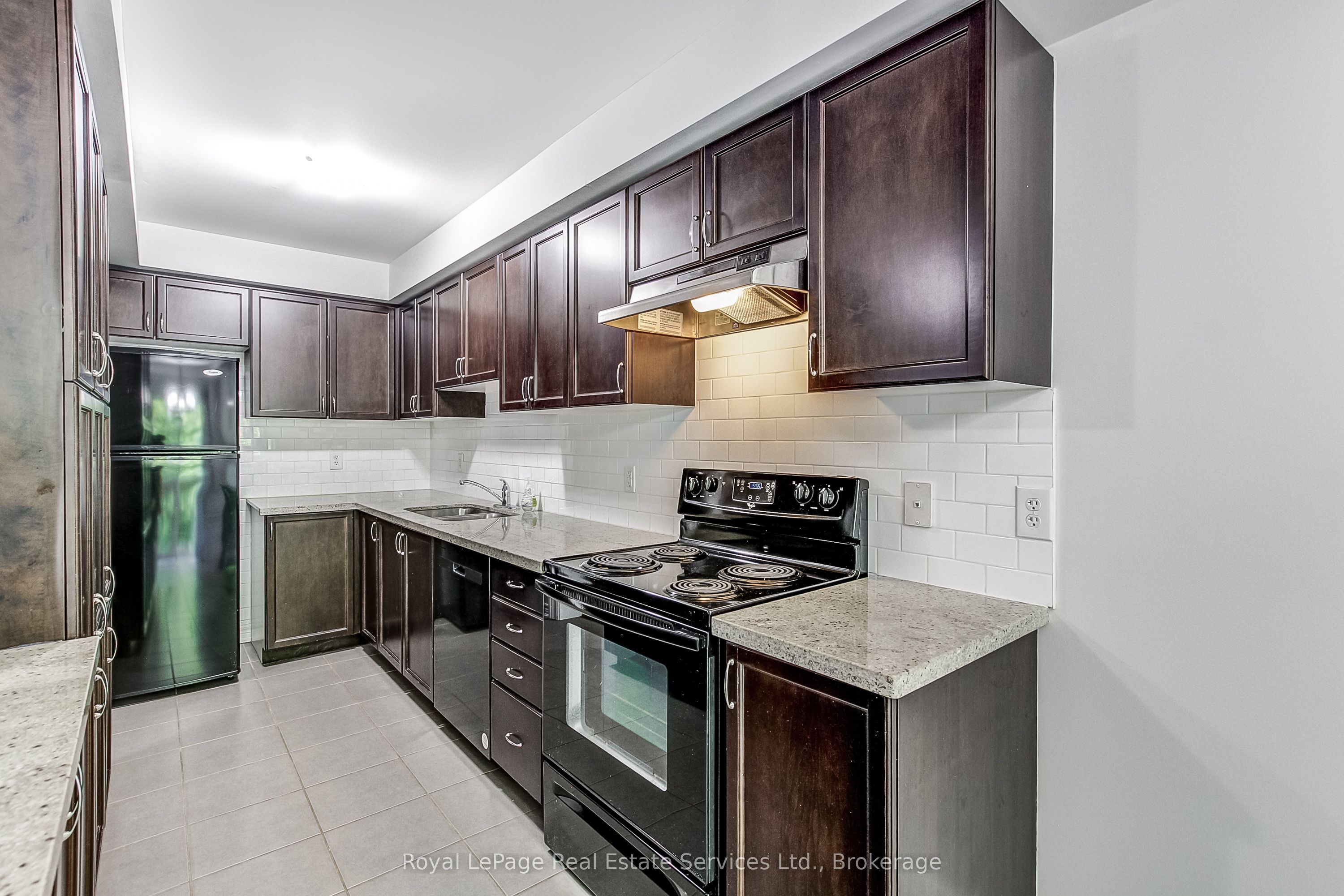 233 Duskywing Way 22 Property Photo 16