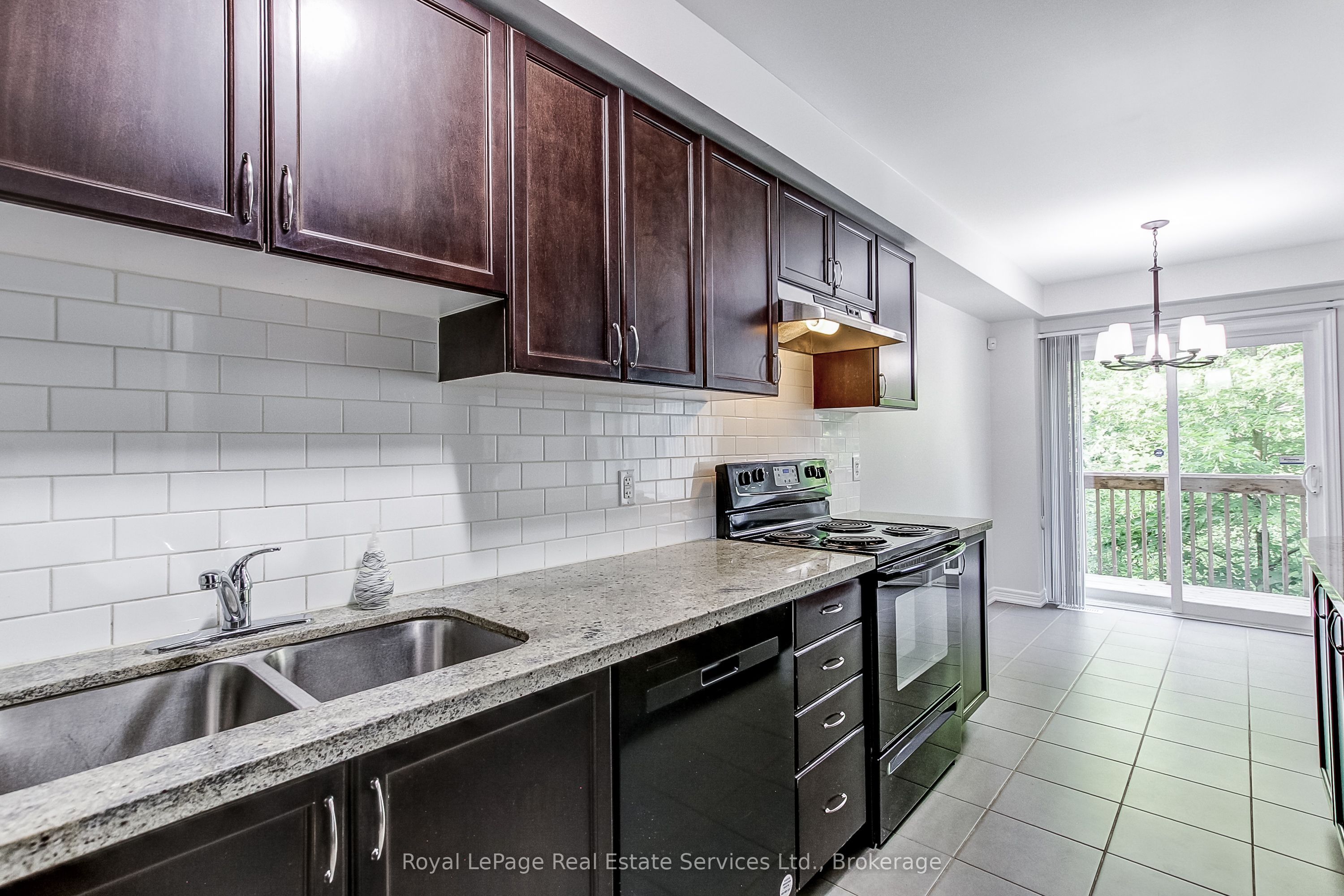 233 Duskywing Way 22 Property Photo 18