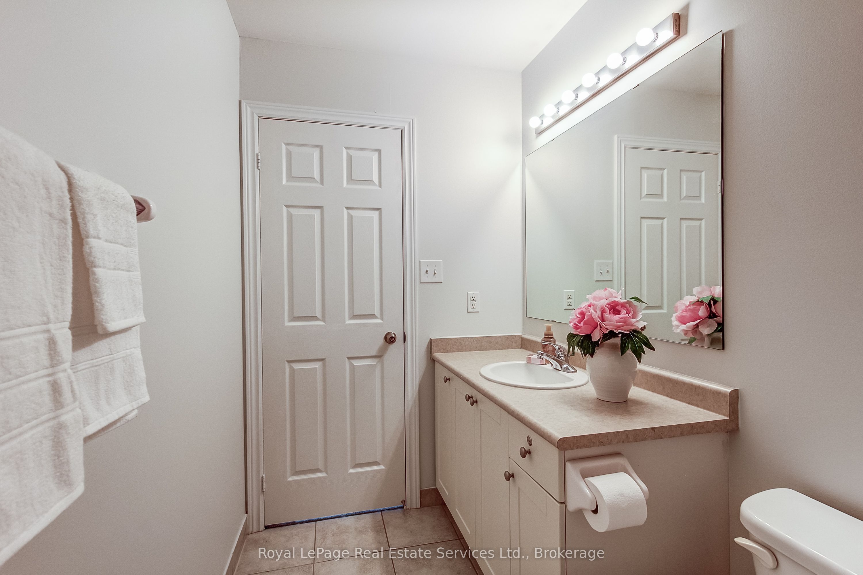 233 Duskywing Way 22 Property Photo 31