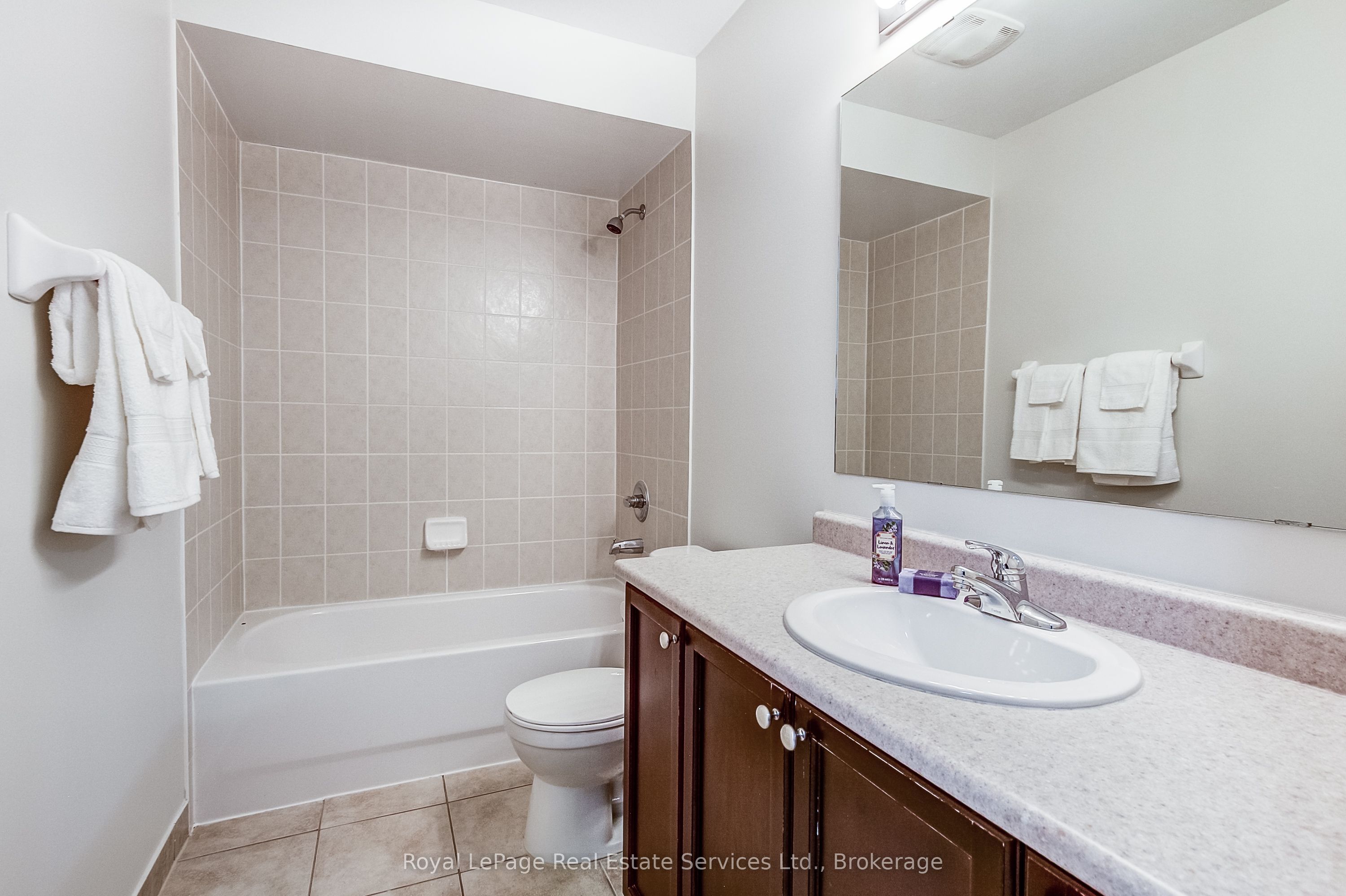 233 Duskywing Way 22 Property Photo 36