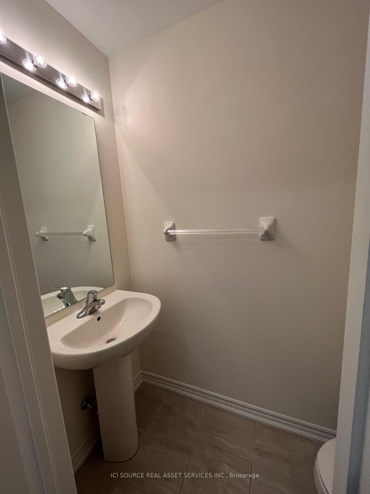 70 Knotsberry Circle 55 Property Photo 15