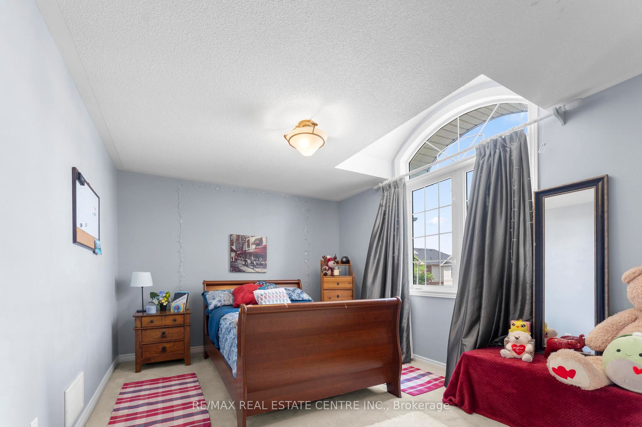 2454 Springforest Drive Property Photo 32