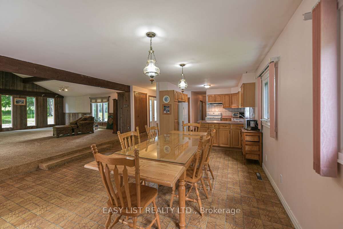 14877 The Gore Road Property Photo 16