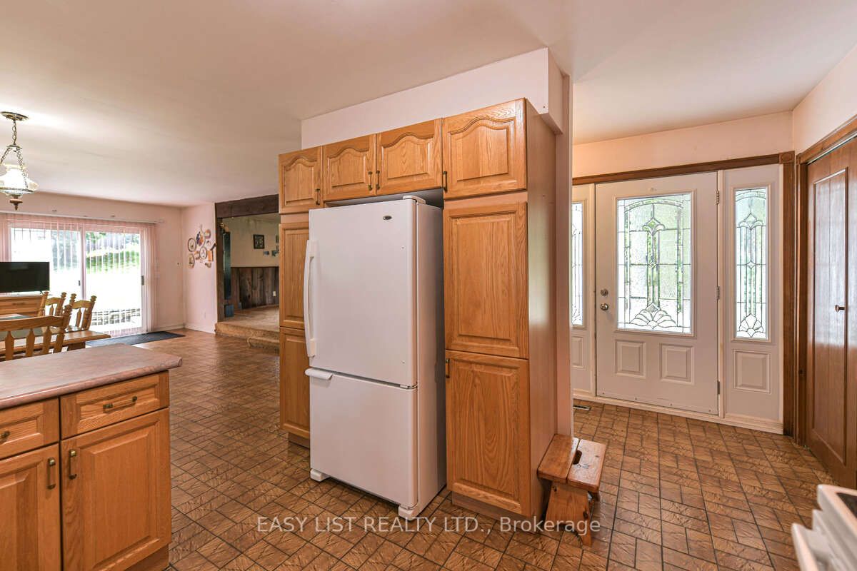 14877 The Gore Road Property Photo 19