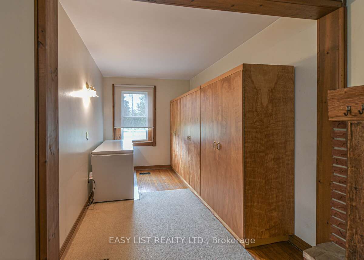 14877 The Gore Road Property Photo 23