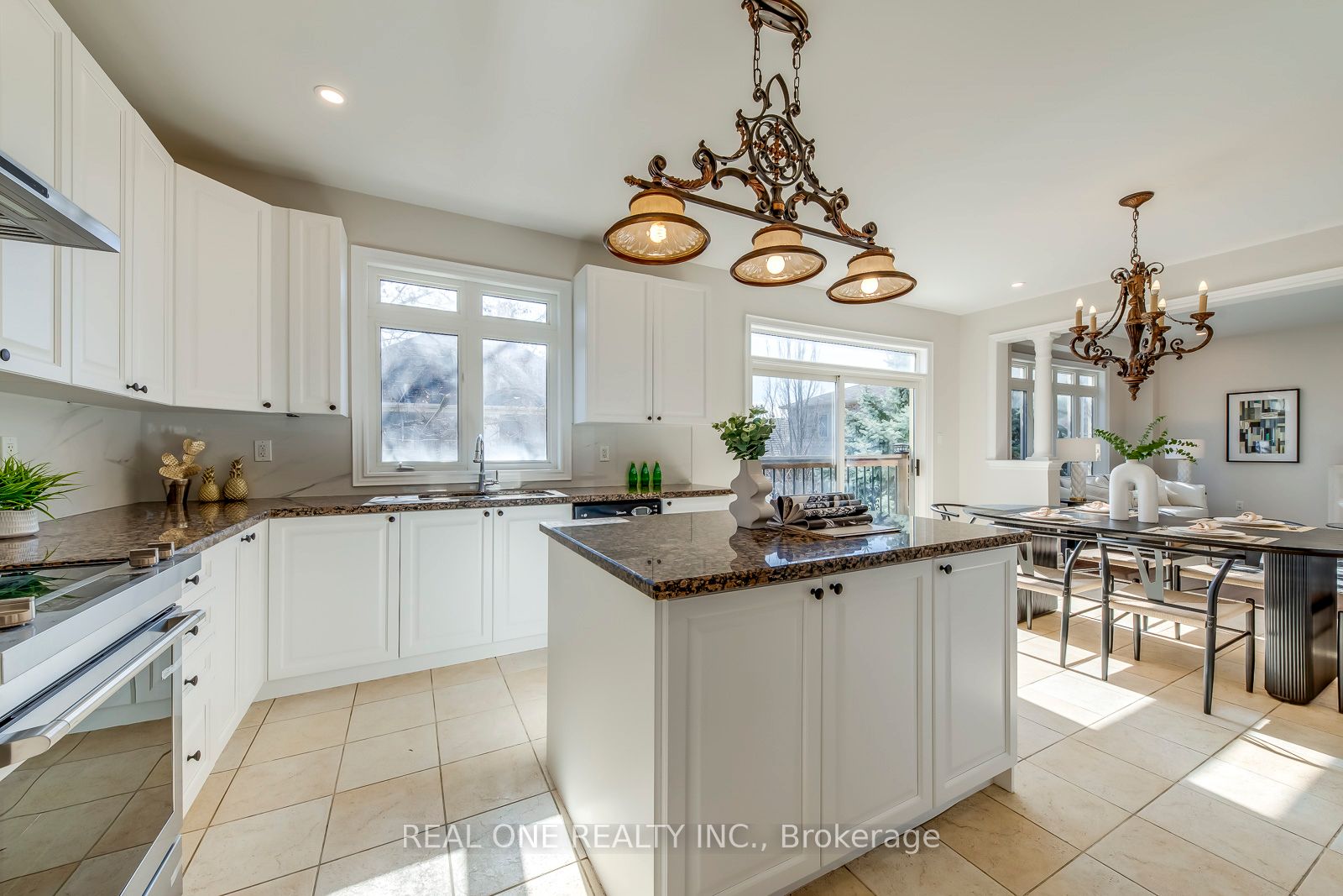 1426 Redwing Court Property Photo 15