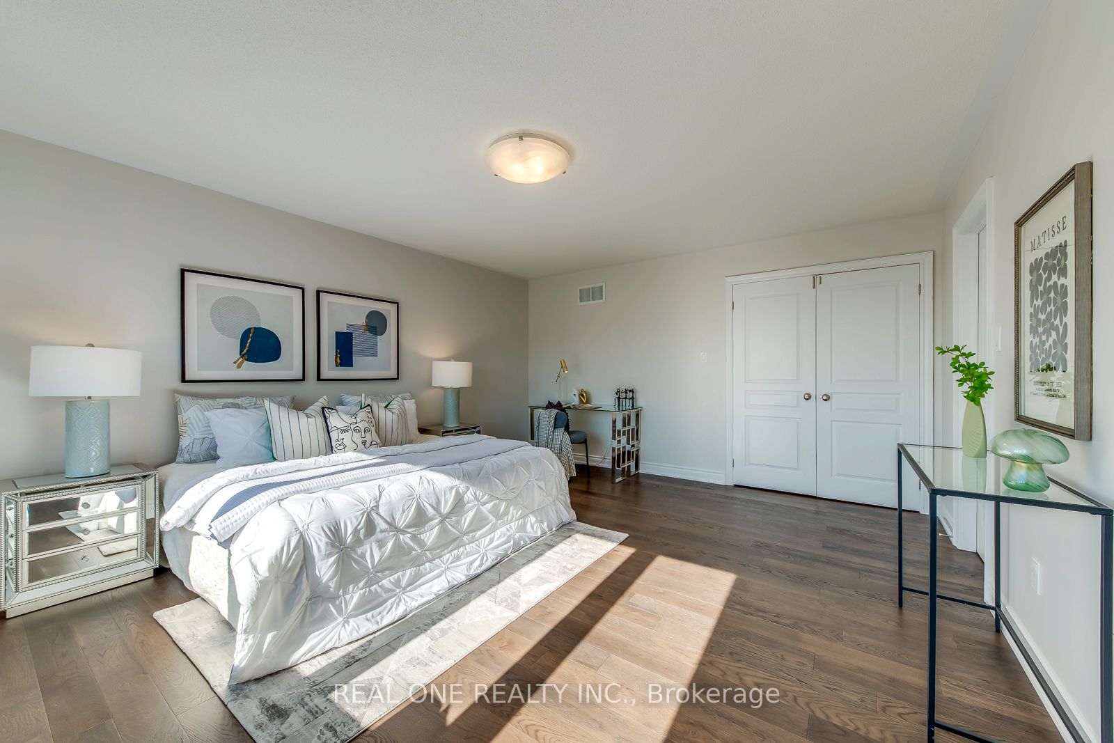 1426 Redwing Court Property Photo 30