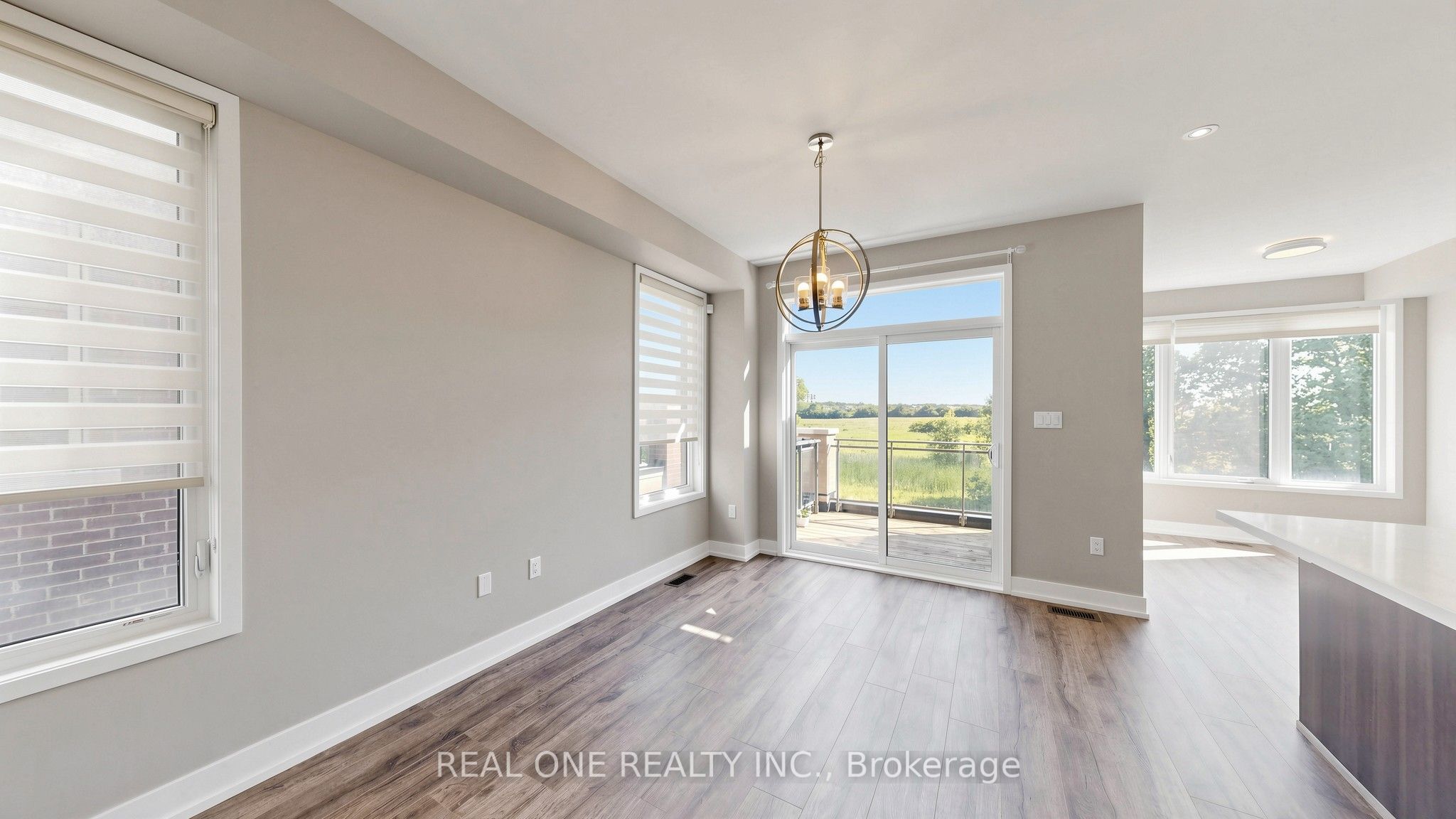 3151 Mintwood Circle Property Photo 8