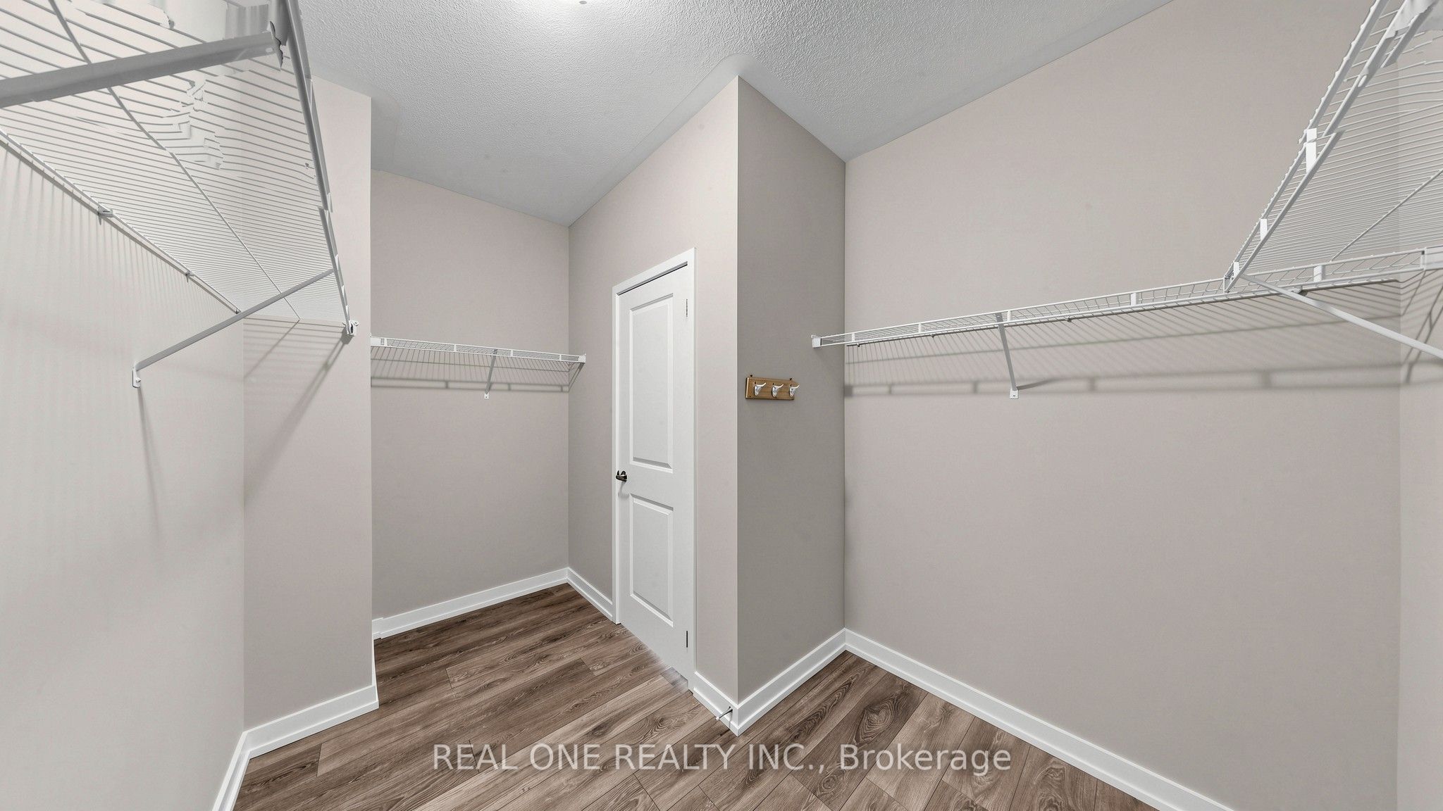 3151 Mintwood Circle Property Photo 20