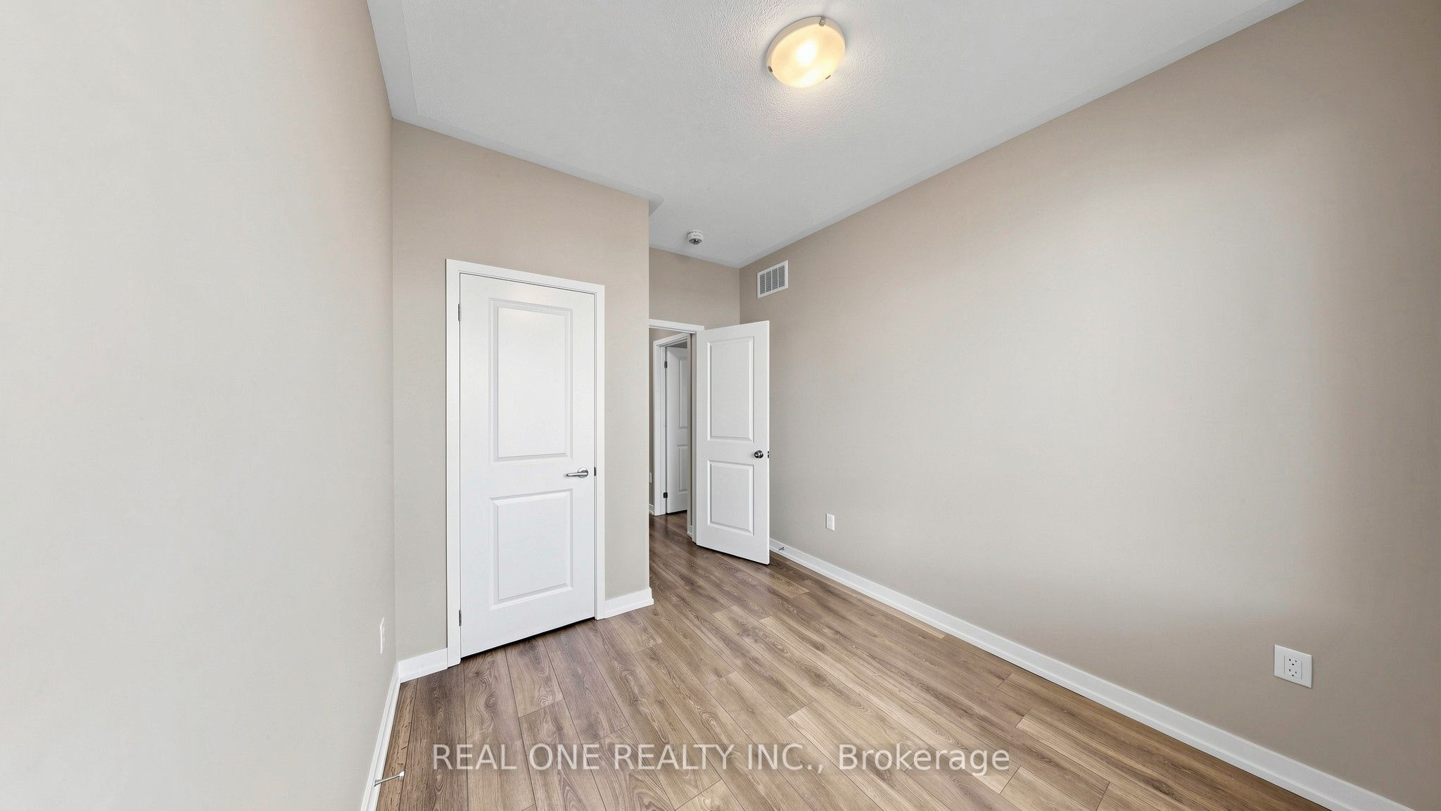 3151 Mintwood Circle Property Photo 28