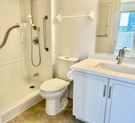 350 Princess Royal Drive 1103 Property Photo 18