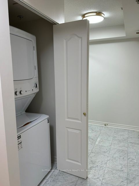 350 Princess Royal Drive 1103 Property Photo 21