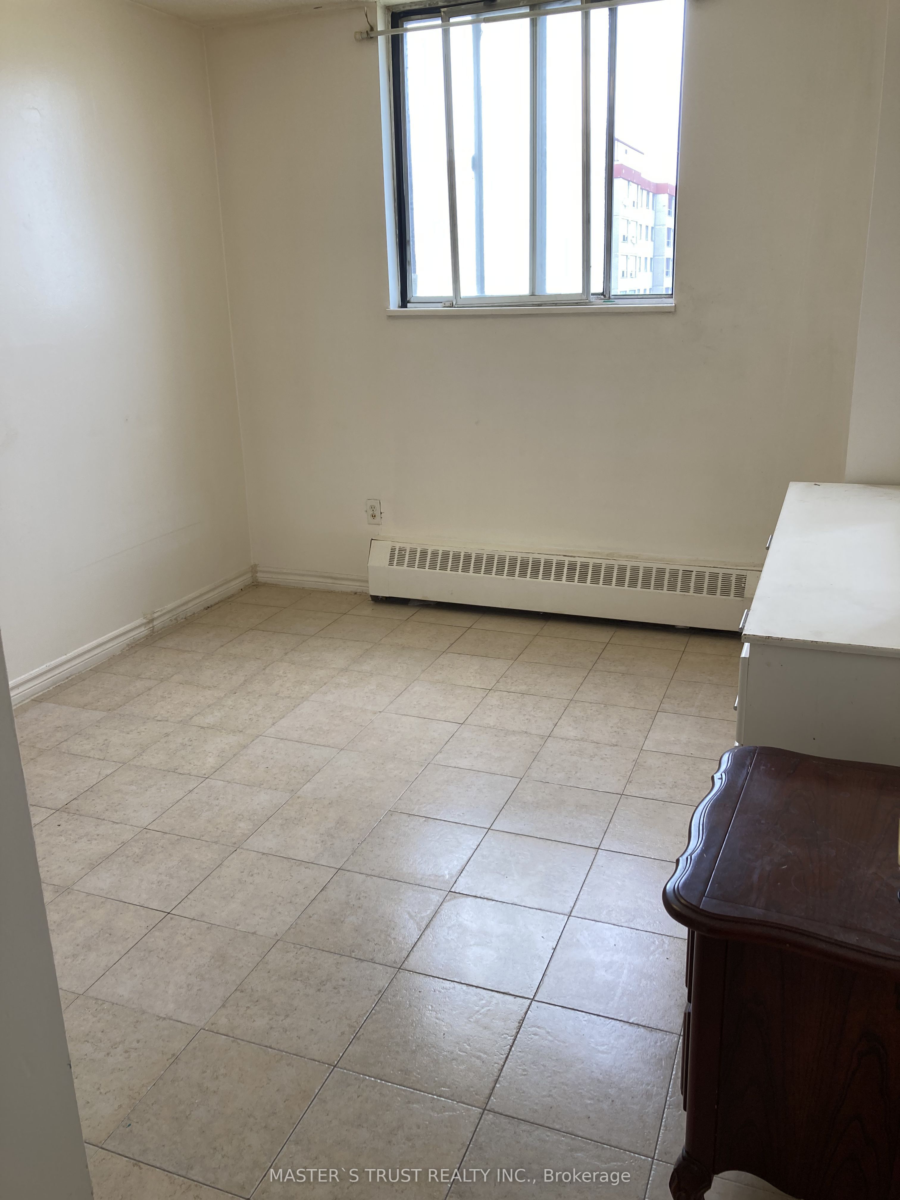 940 Caledonia Road 908 Property Photo 5
