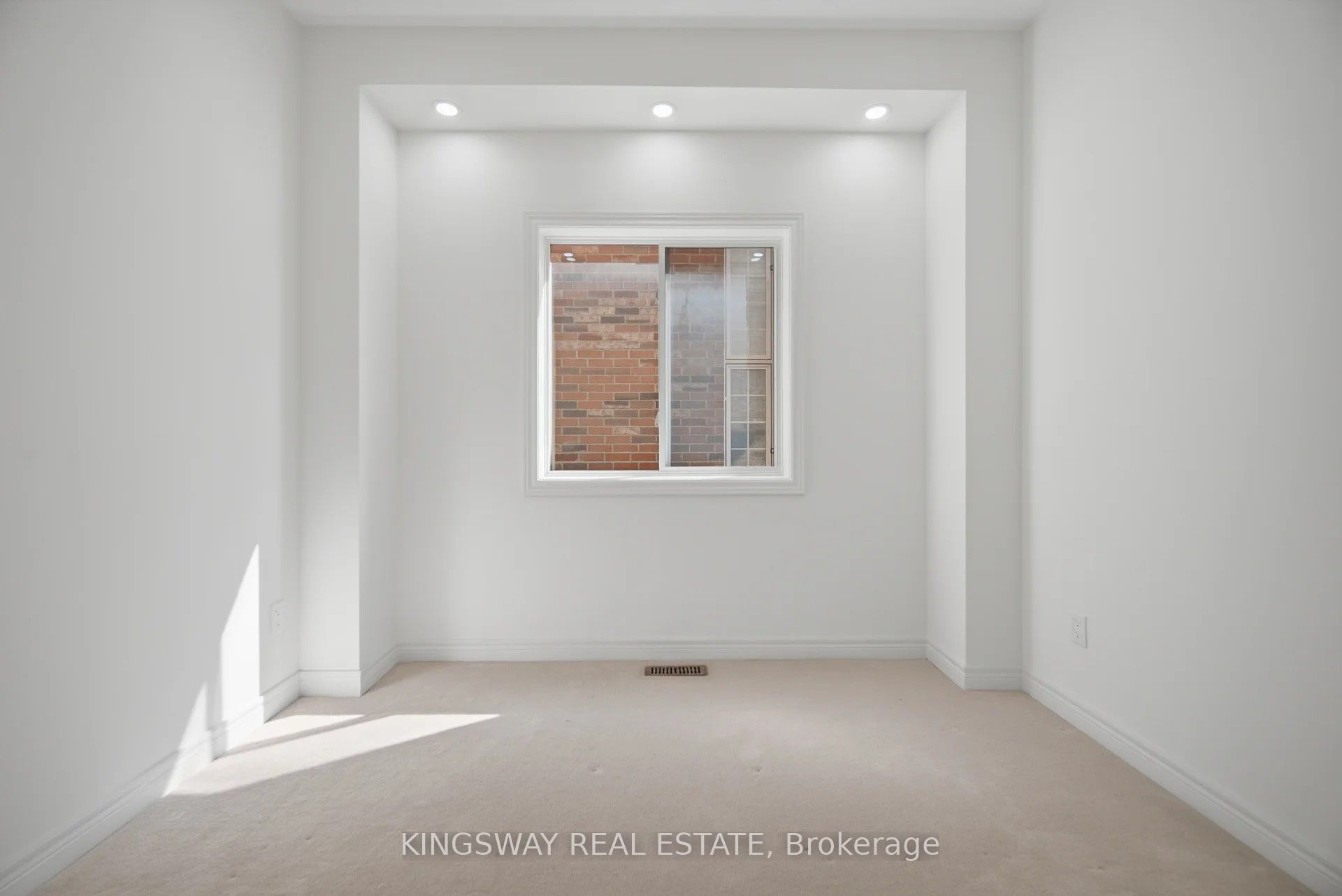 754 White Clover Way Property Photo 19