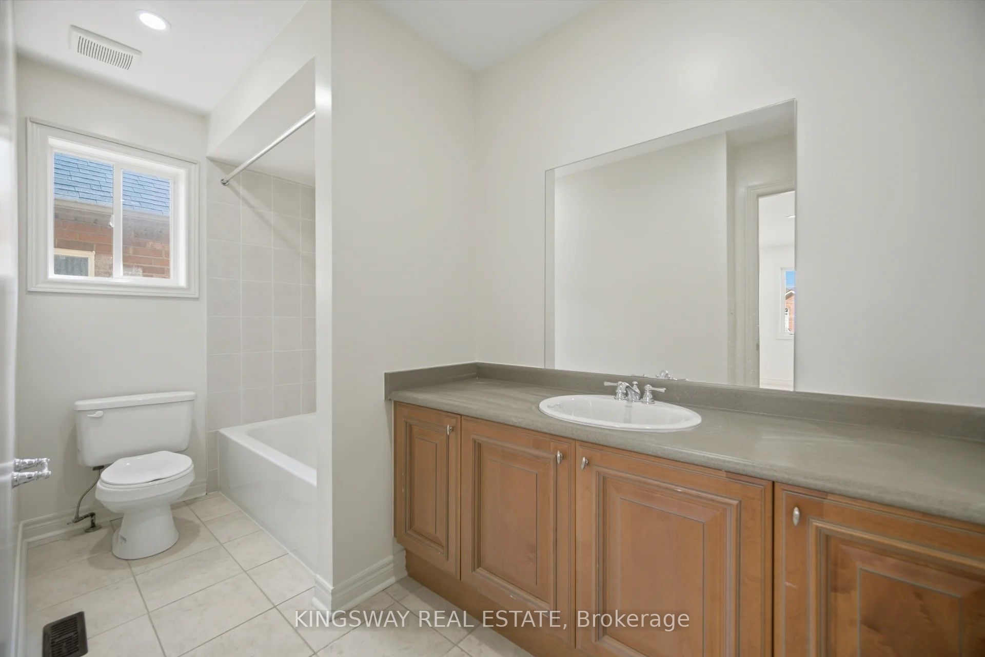 754 White Clover Way Property Photo 32