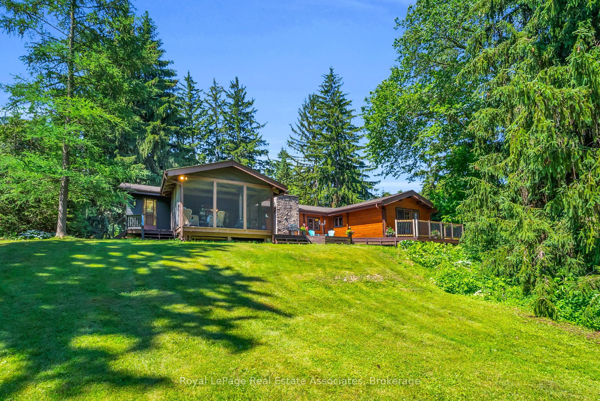 19 Confederation Street Property Photo 38