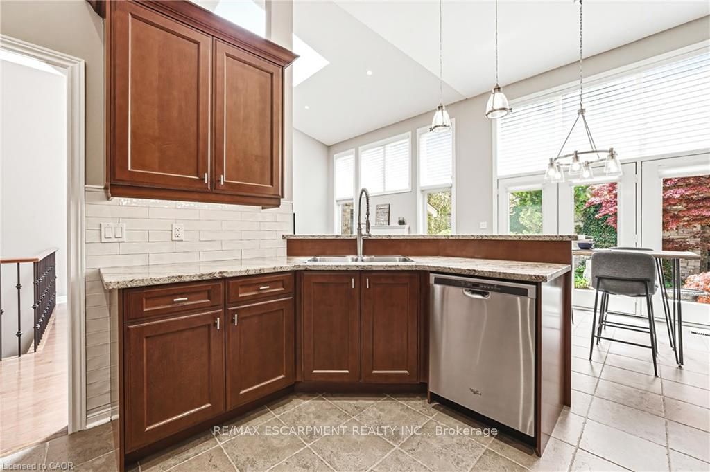 2178 Berwick Drive Property Photo 13