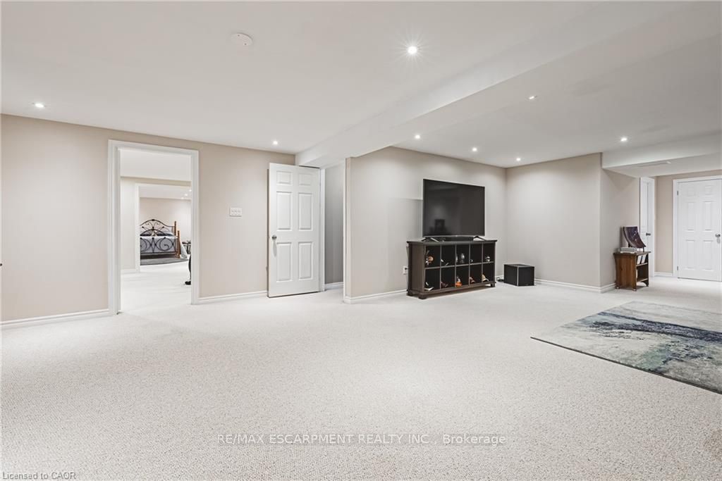 2178 Berwick Drive Property Photo 29
