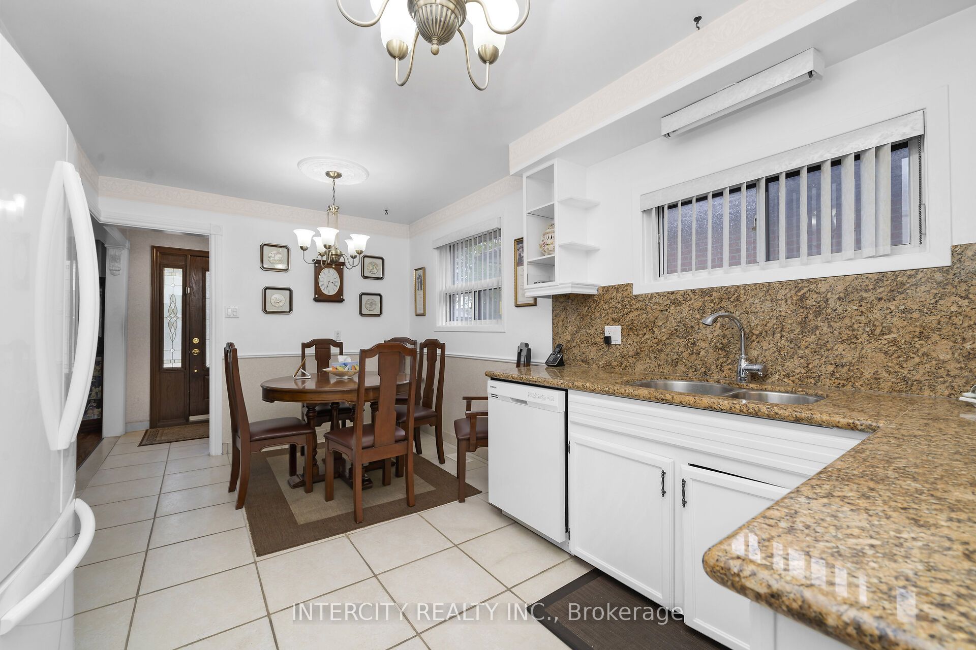 7279 Vernor Drive Property Photo 12