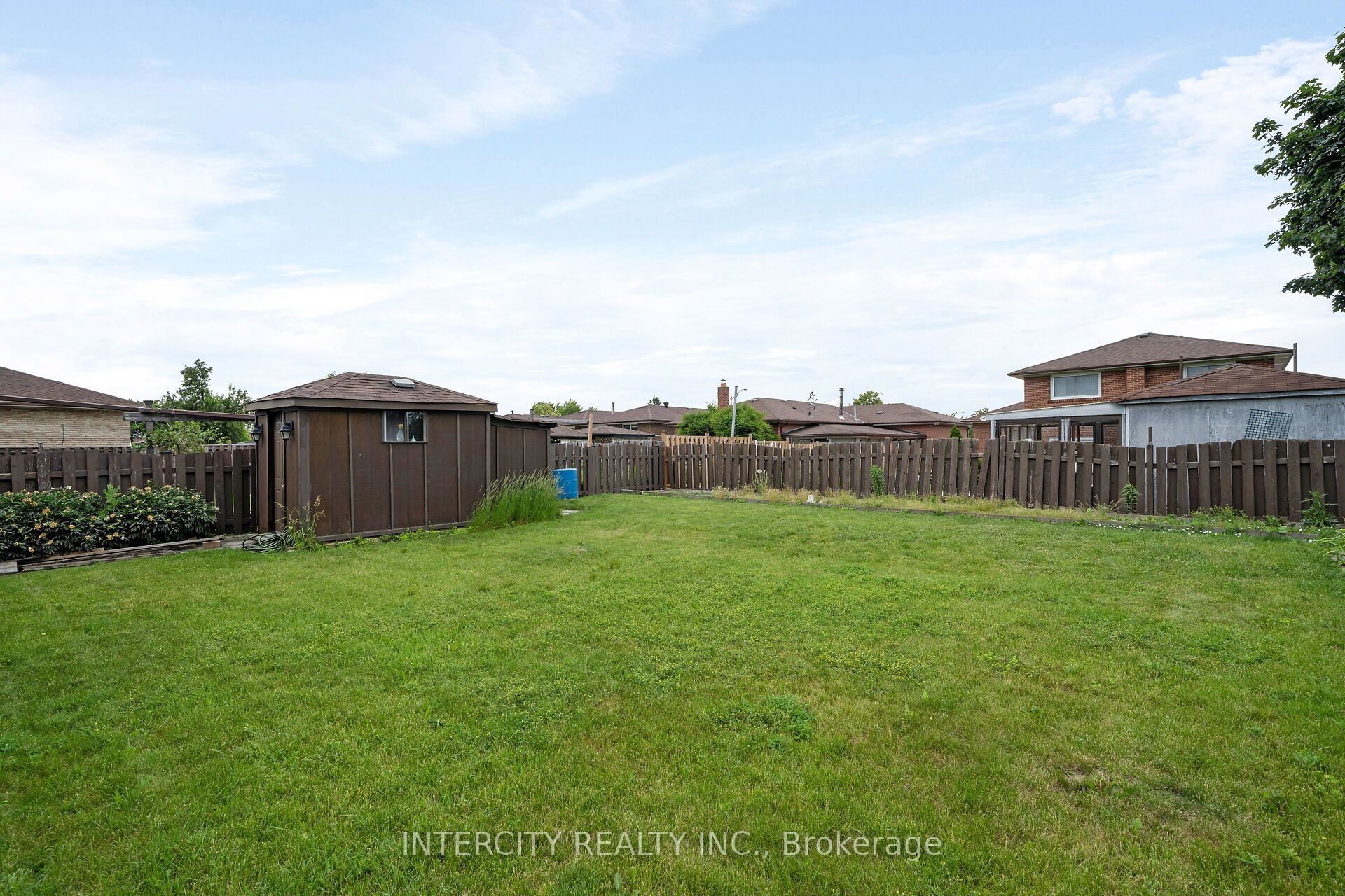 7279 Vernor Drive Property Photo 32