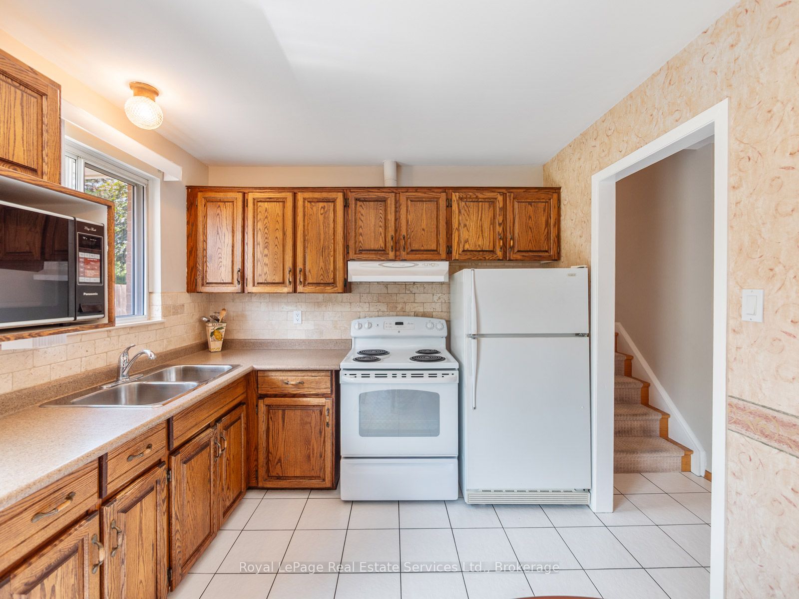1 Mosswood Lane Property Photo 14