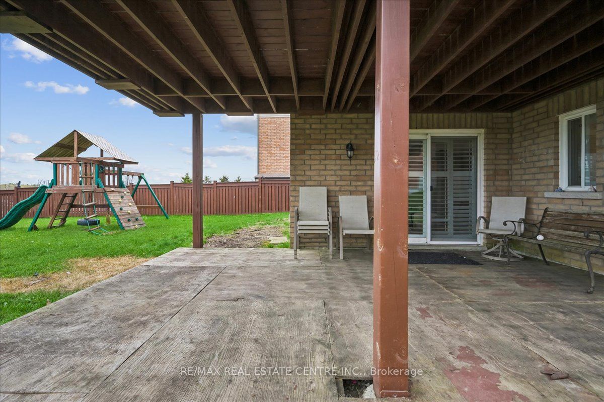 33 Paula Court Property Photo 29