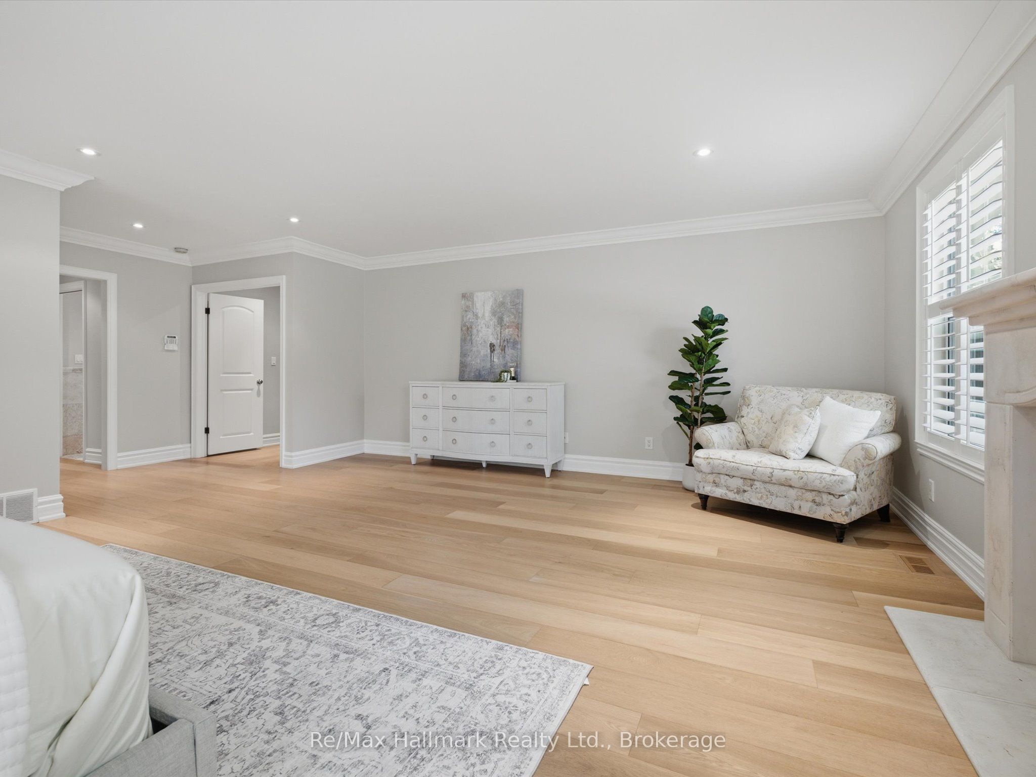 153 Cairncroft Road Property Photo 29