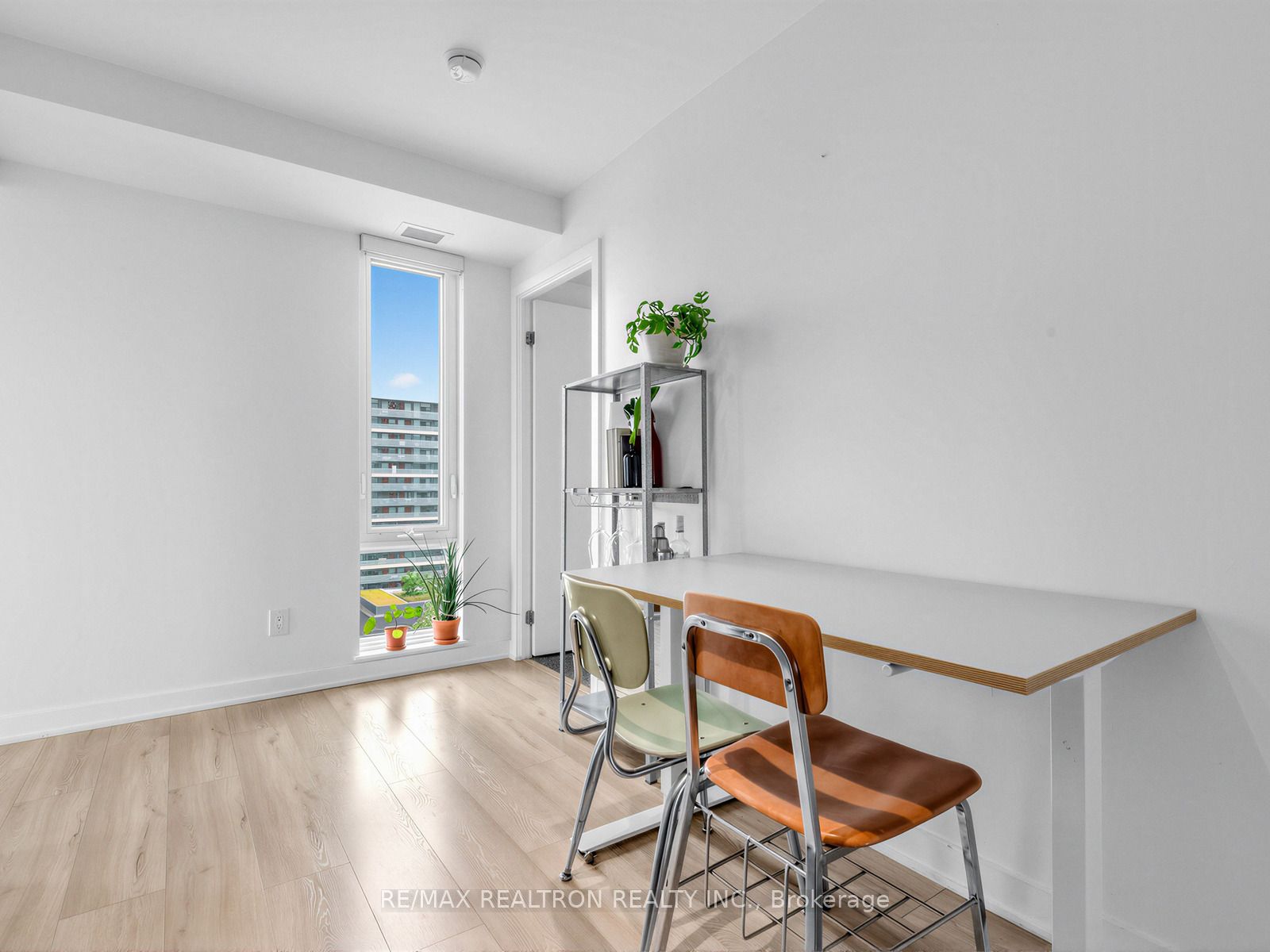 160 Flemington Road 1005 Property Photo 12