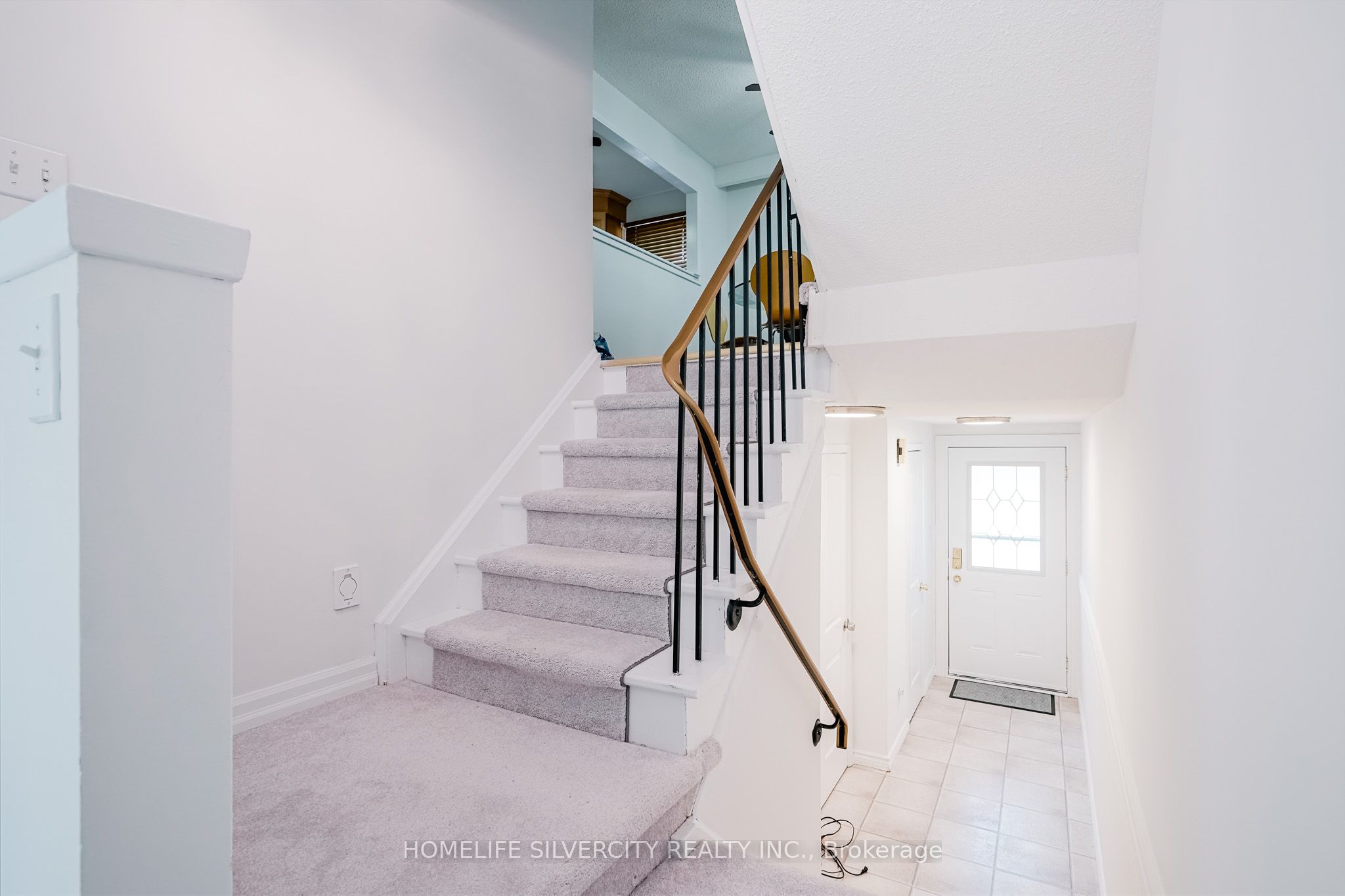 235 Bronte Street S 57 Property Photo 6