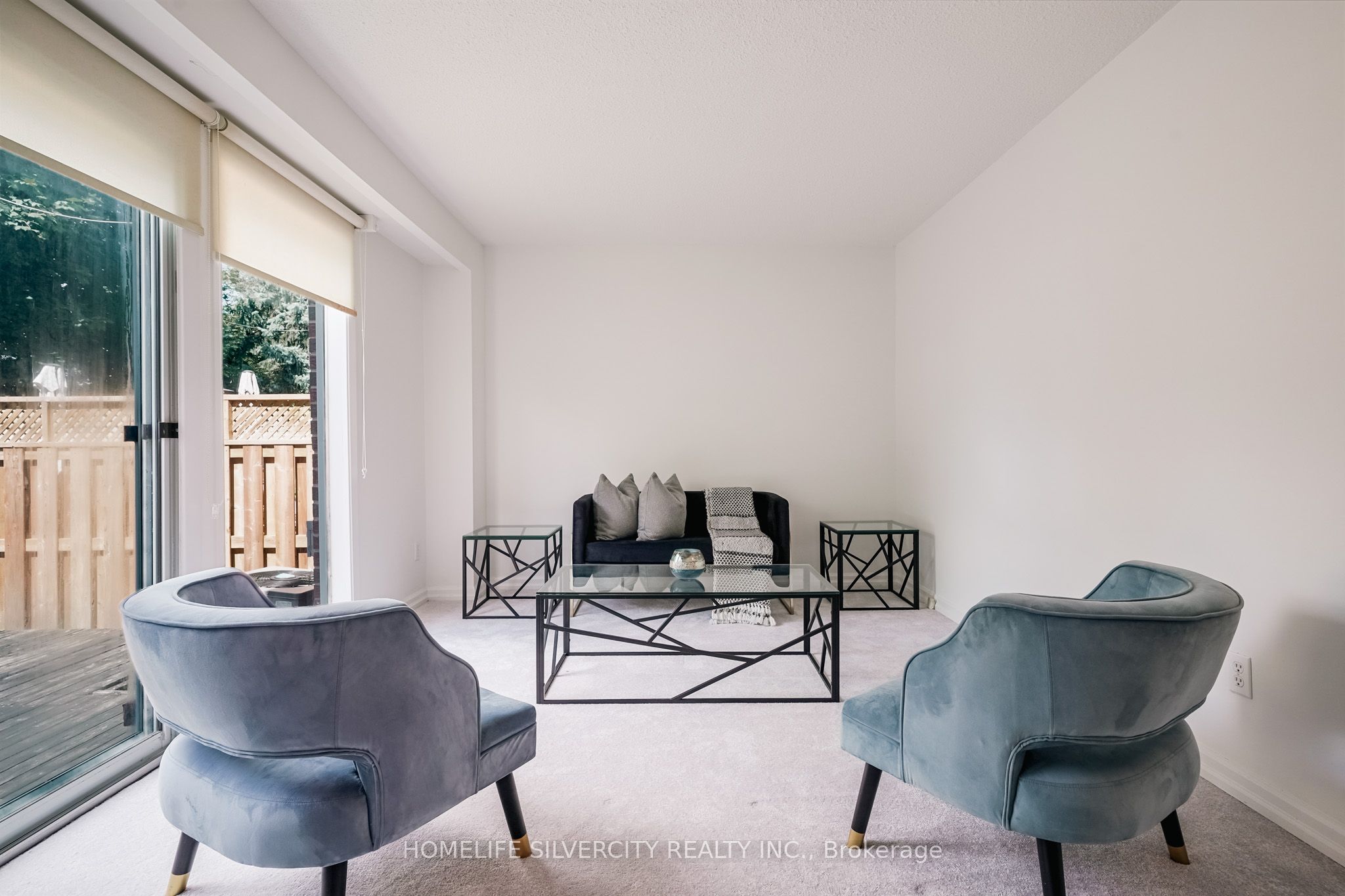 235 Bronte Street S 57 Property Photo 8