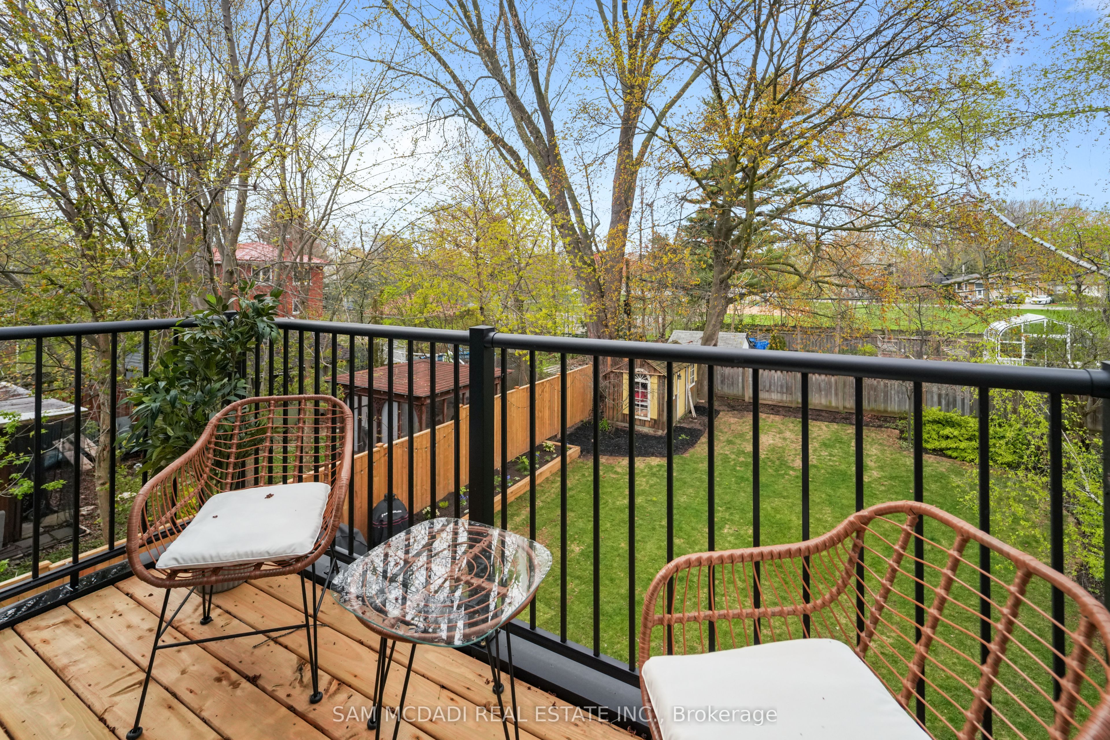 130 Lake Promenade Property Photo 19
