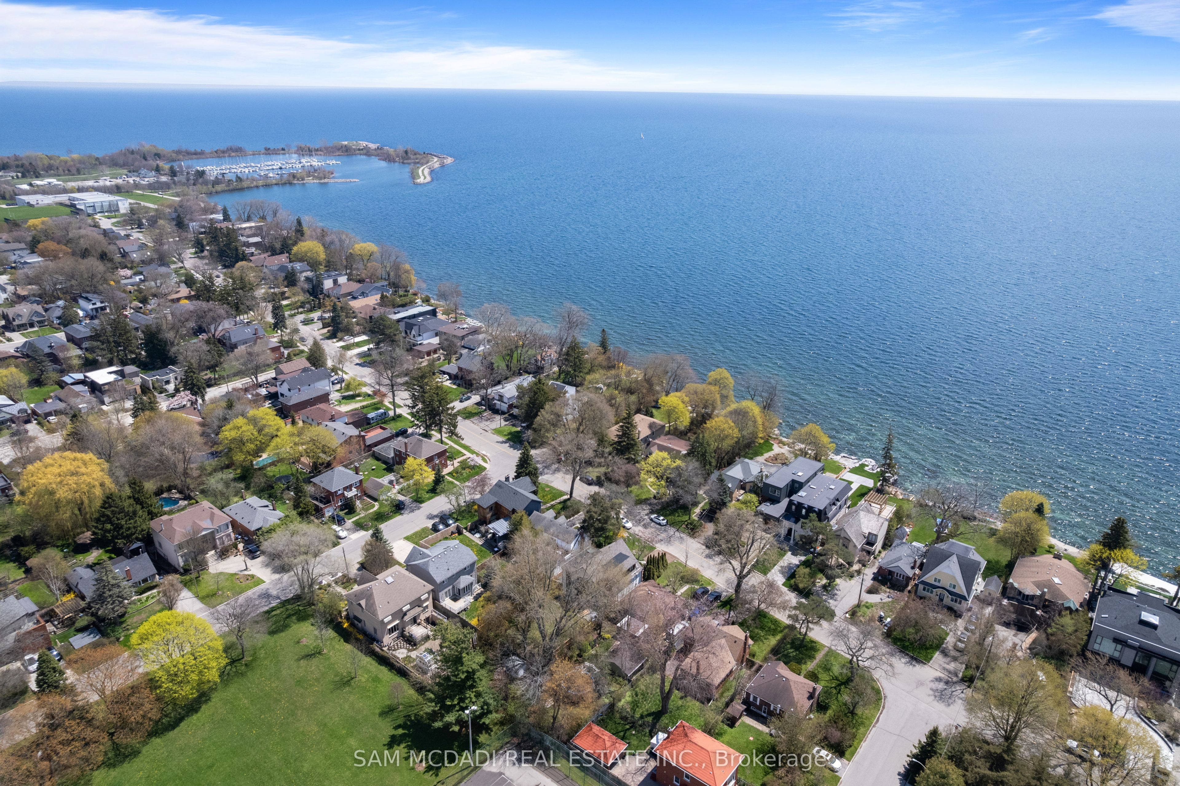 130 Lake Promenade Property Photo 45