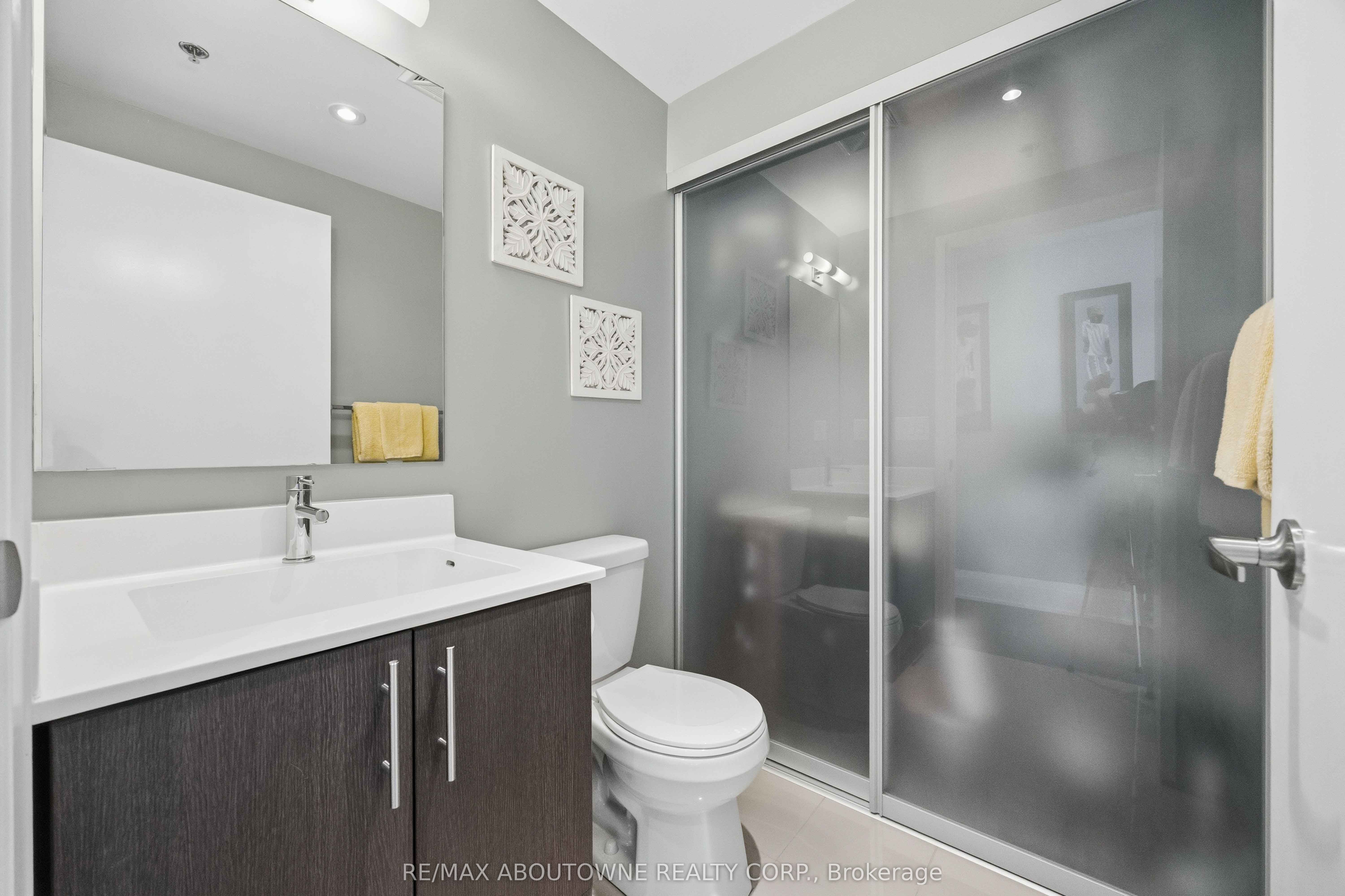 11 Superior Avenue 904 Property Photo 25