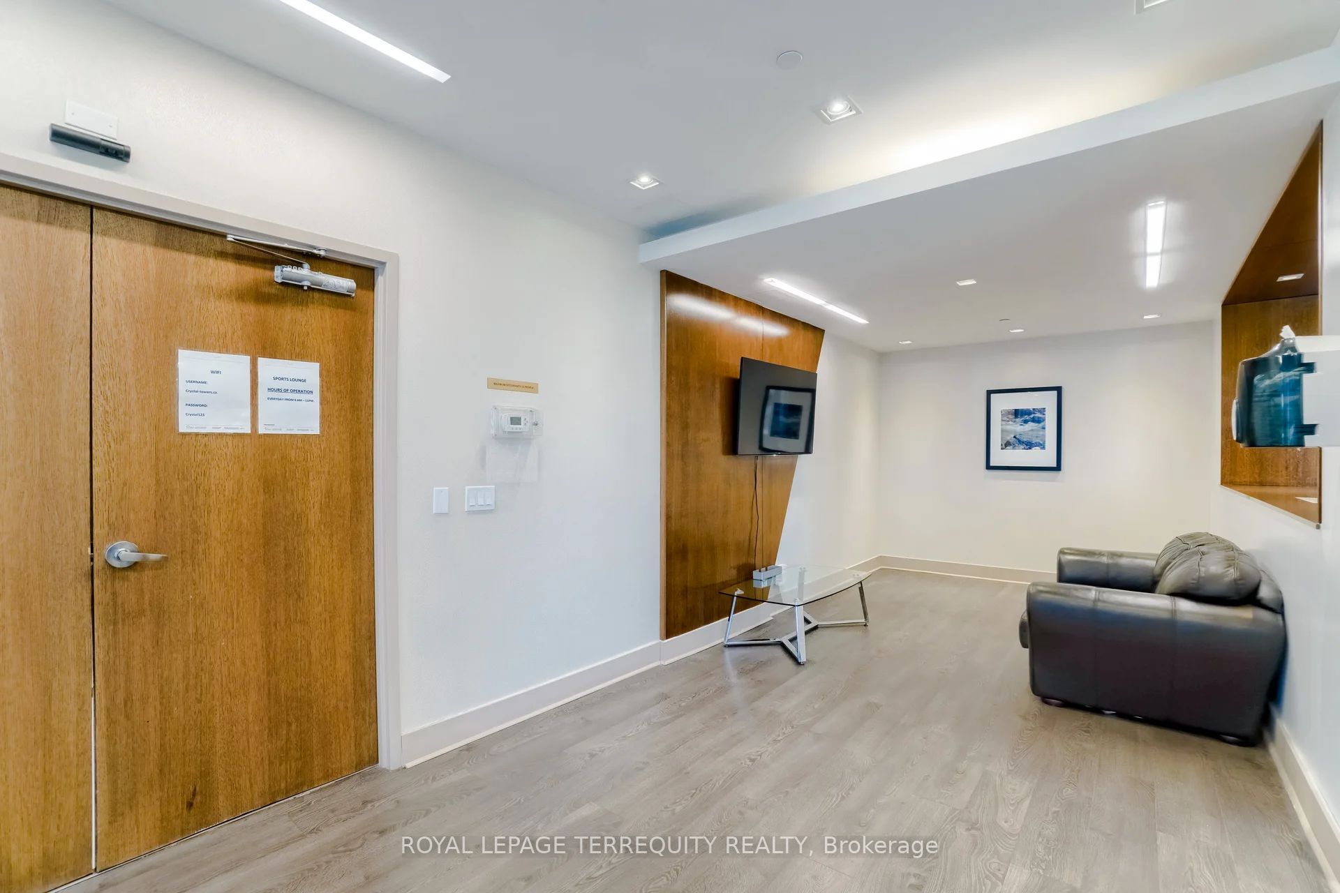75 Eglinton Avenue W 703 Property Photo 37