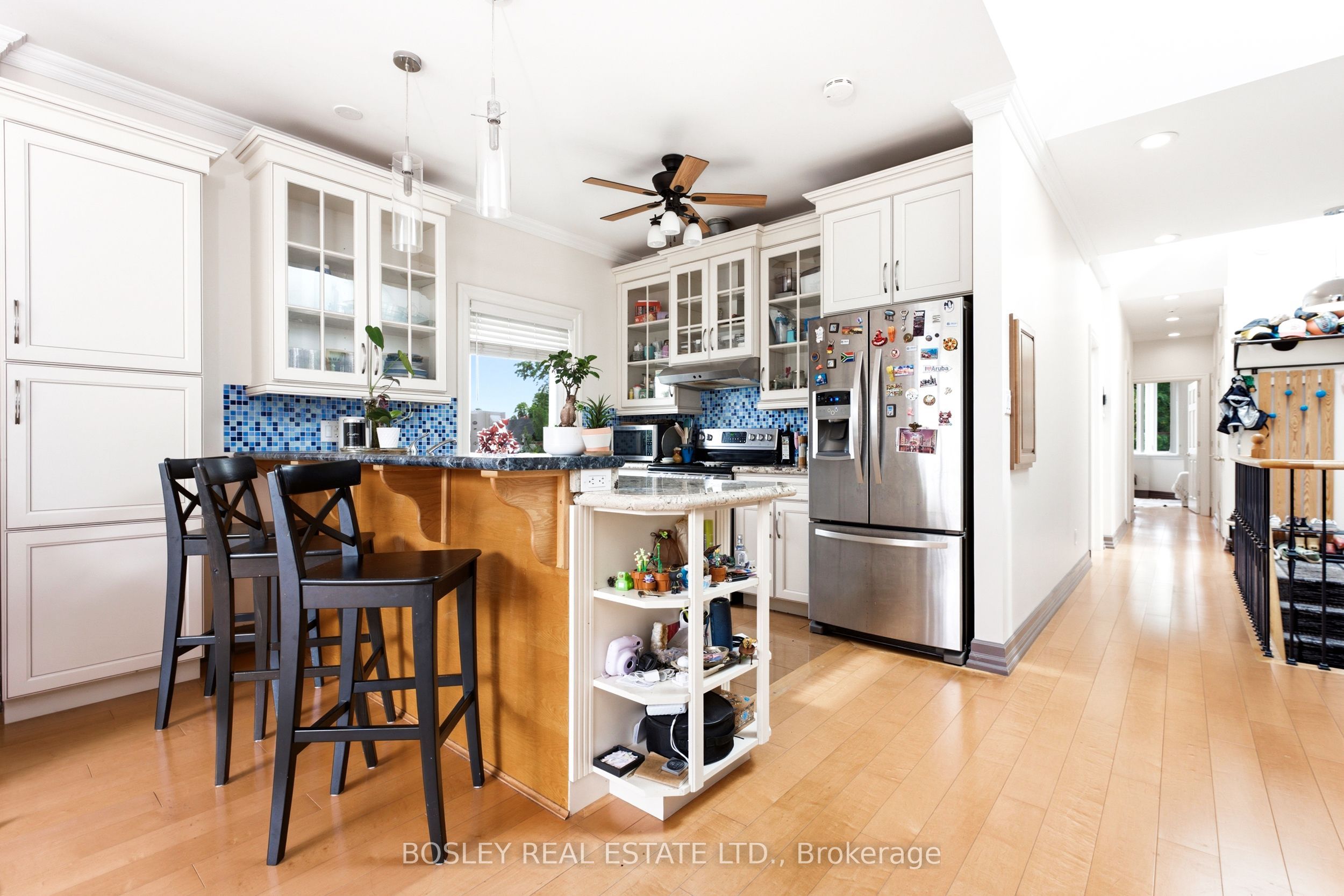 115 Roncesvalles Avenue 3 Property Photo 7