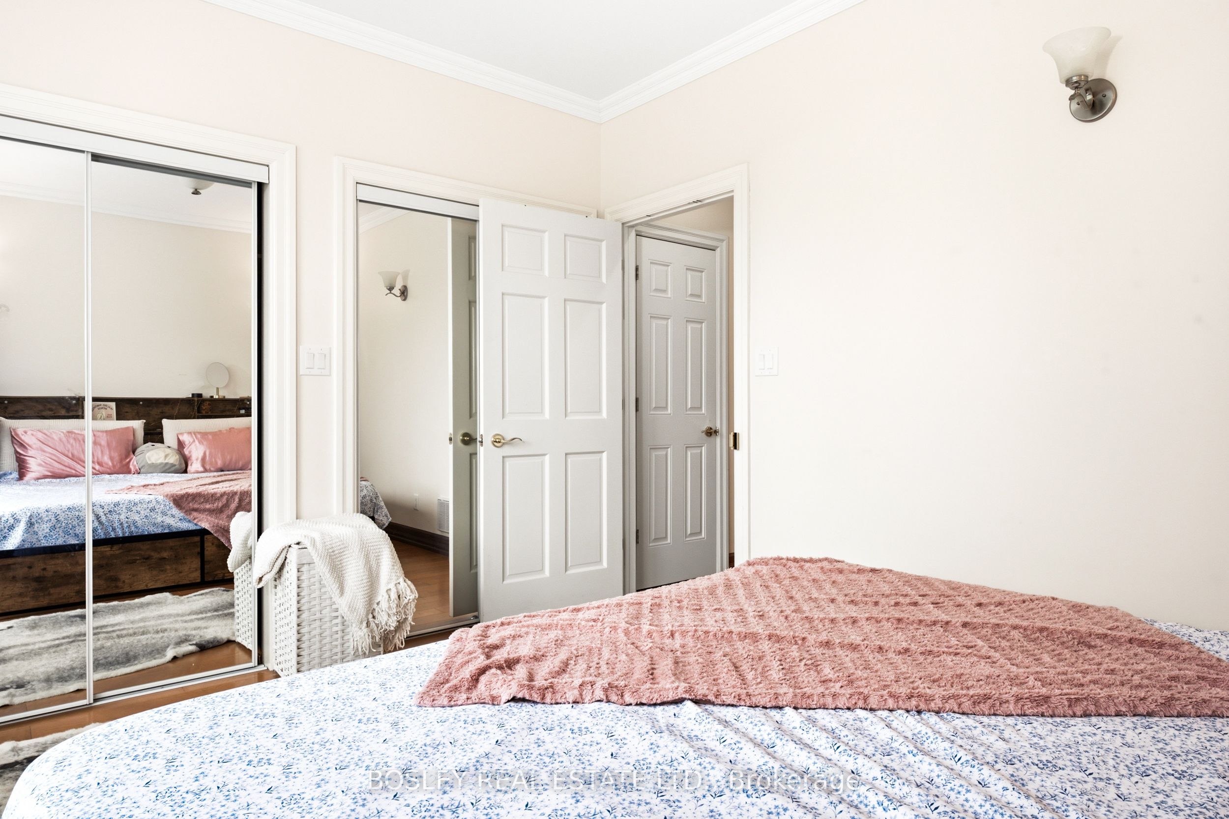 115 Roncesvalles Avenue 3 Property Photo 17