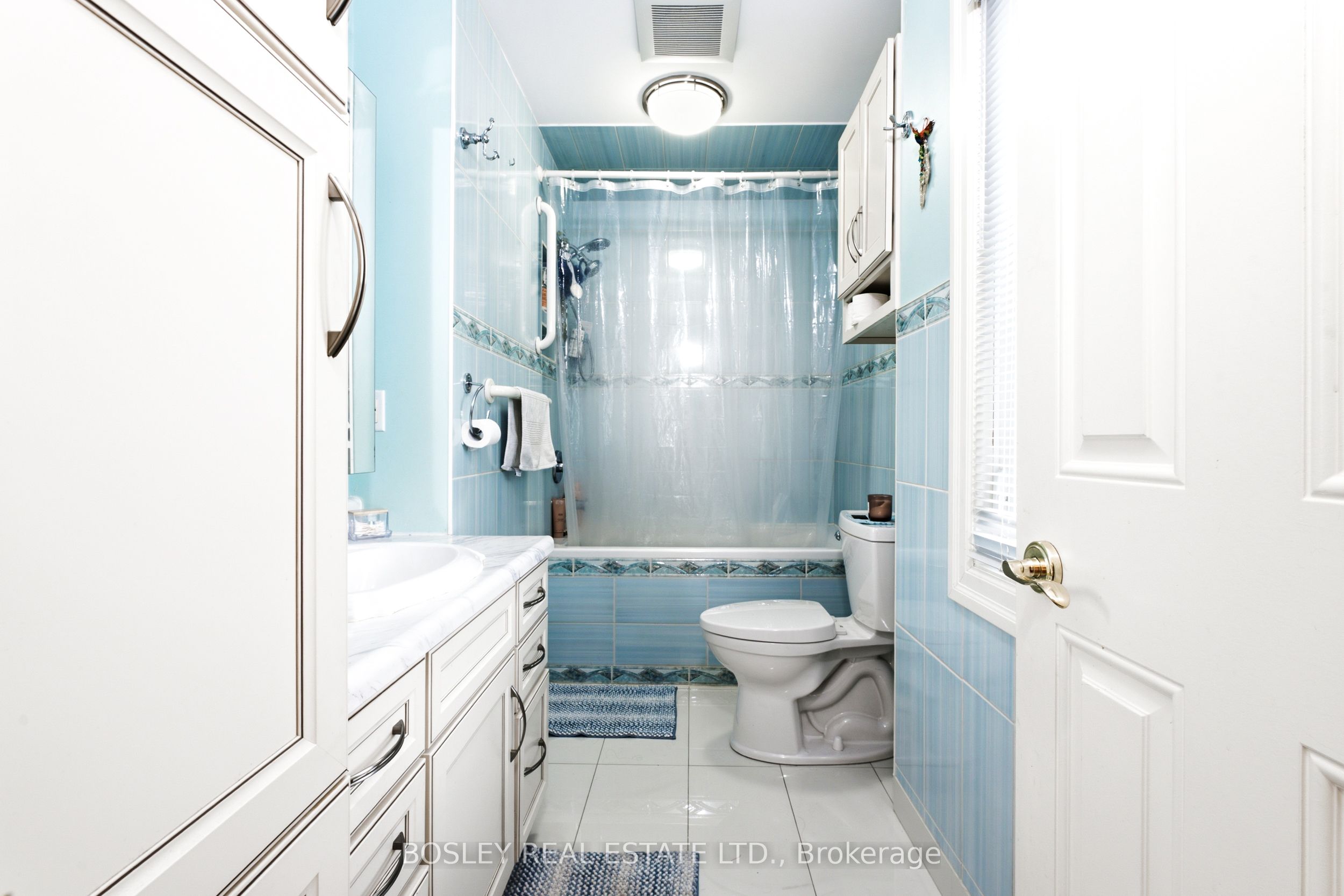 115 Roncesvalles Avenue 3 Property Photo 25