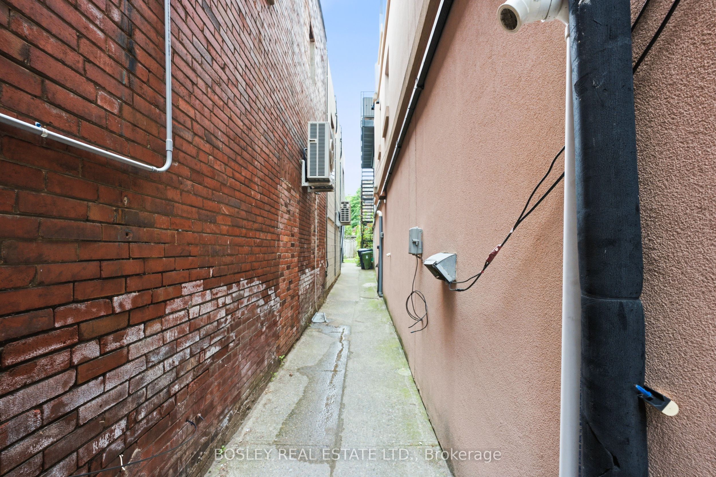 115 Roncesvalles Avenue 3 Property Photo 30