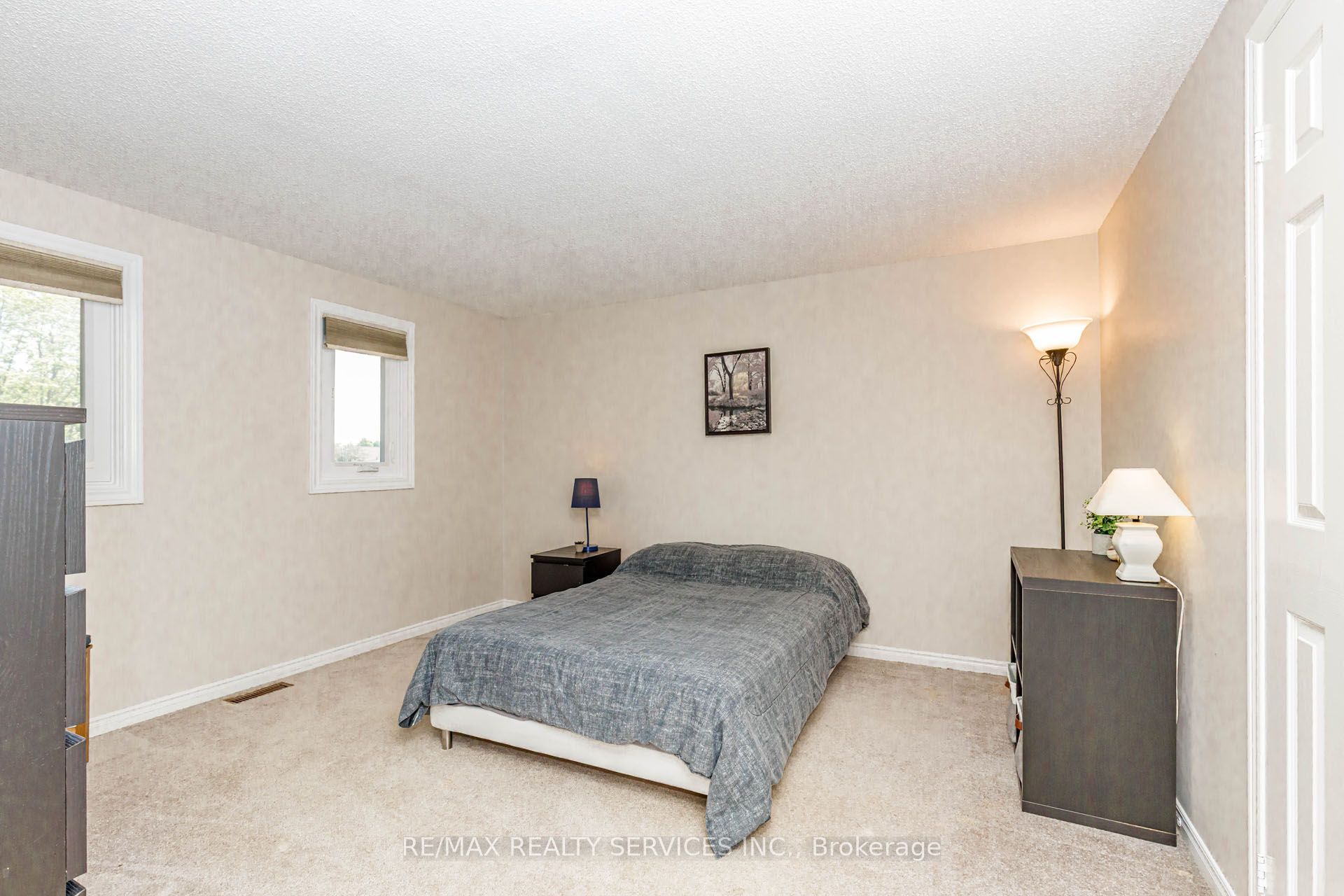 50 Barr Crescent Property Photo 24