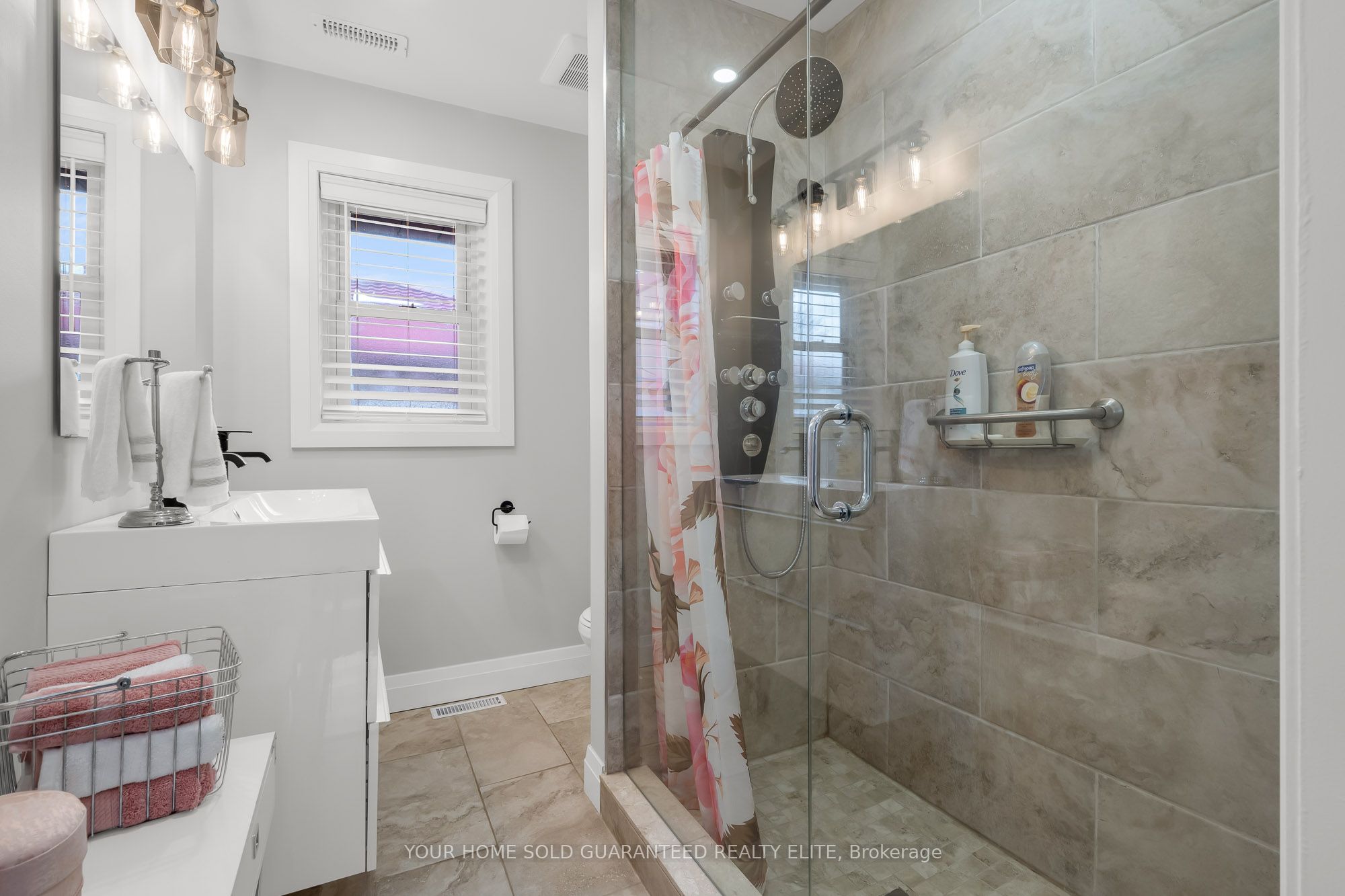22 North Heights Road Property Photo 9